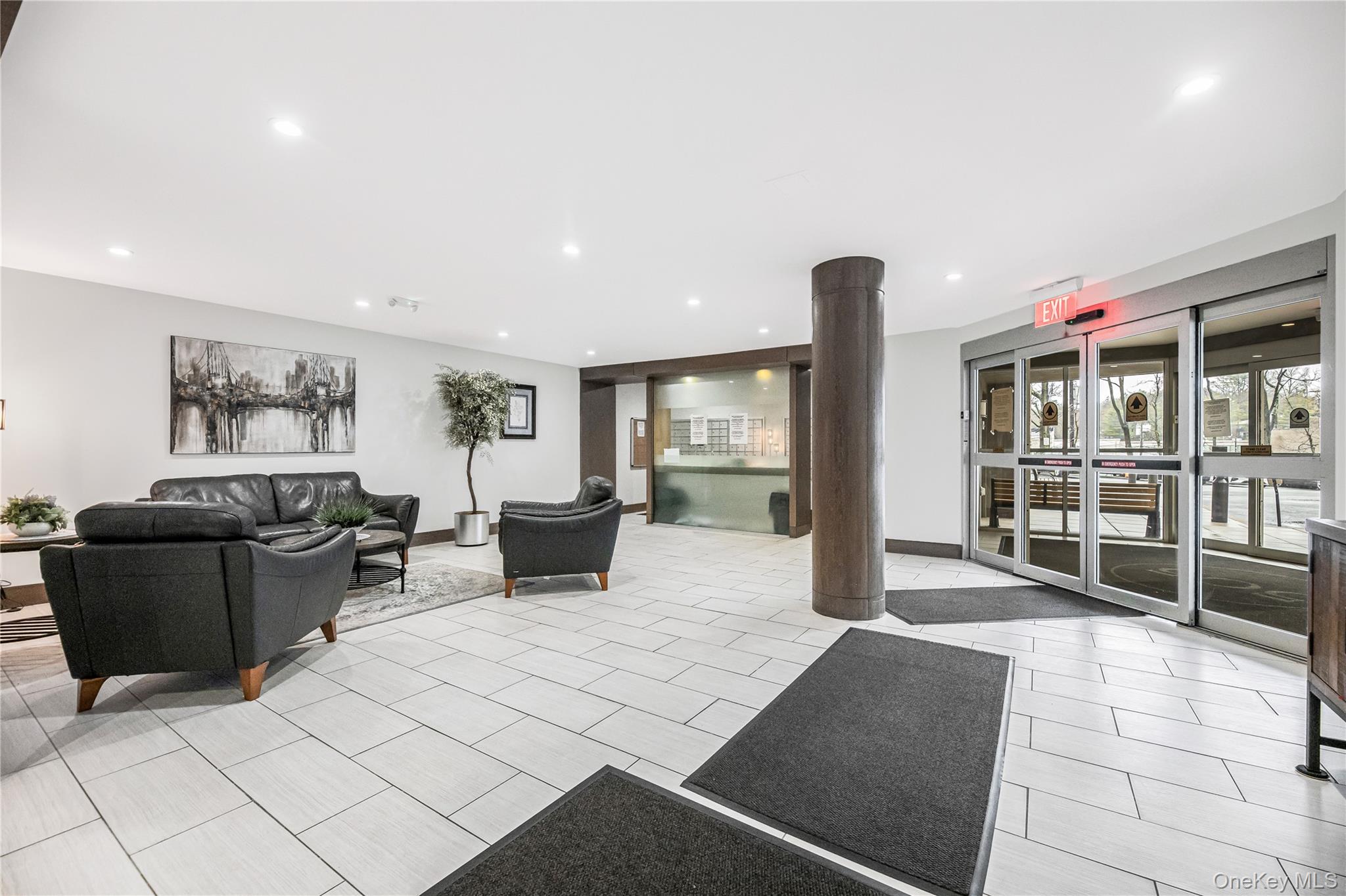 #5 photo, 505 Central Avenue, White Plains , NY 10606