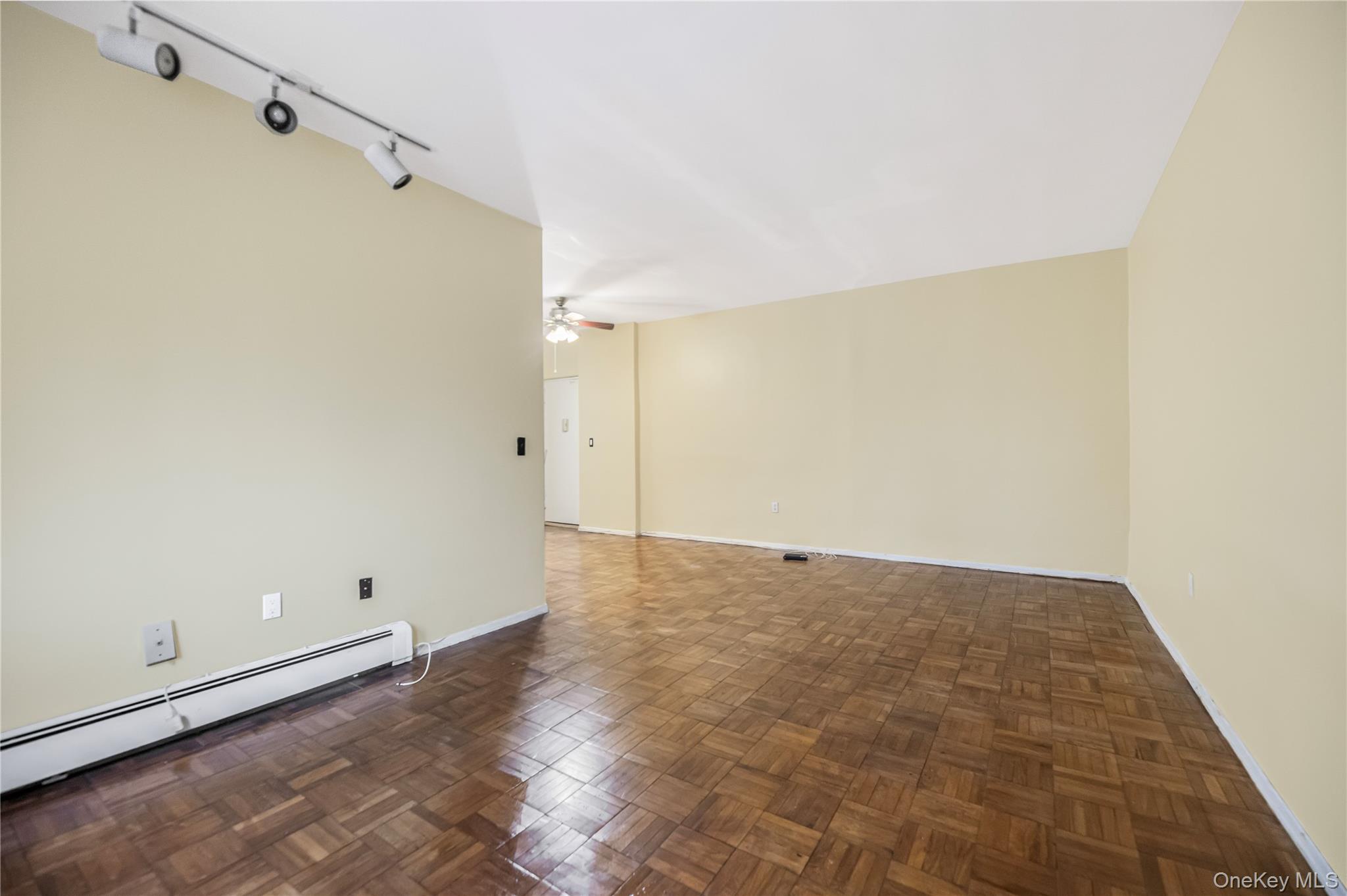 #8 photo, 505 Central Avenue, White Plains , NY 10606