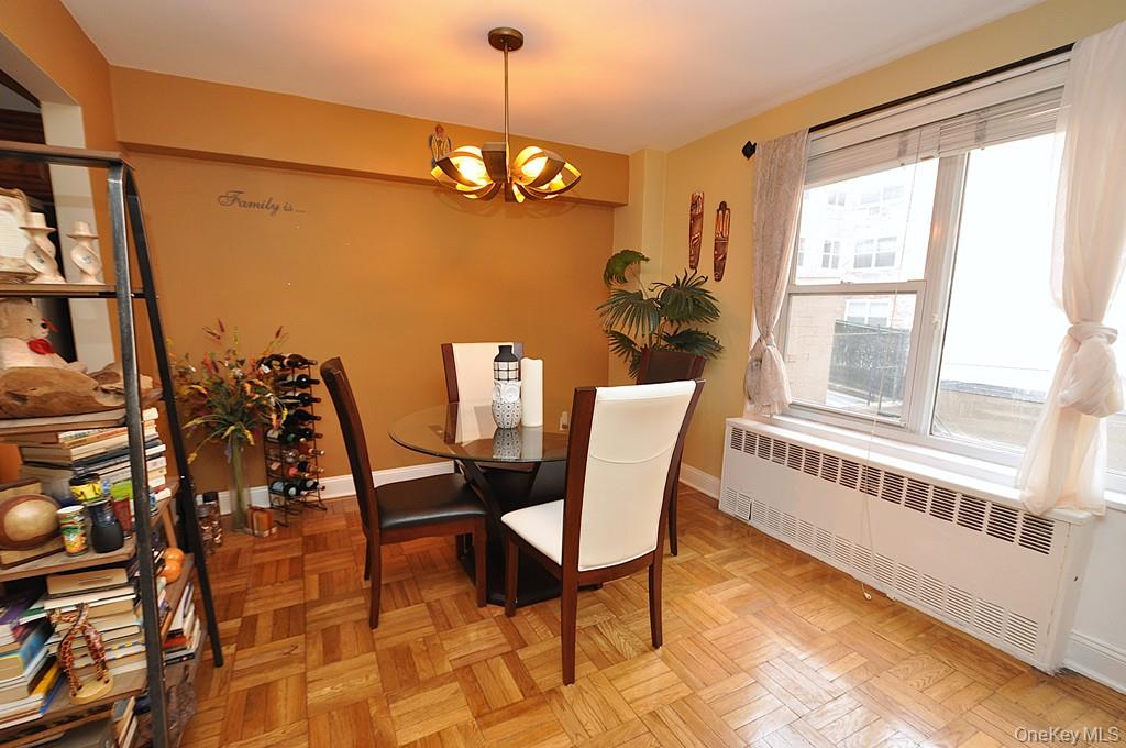 #16 photo, 10 Old Mamaroneck Road, White Plains , NY 10605