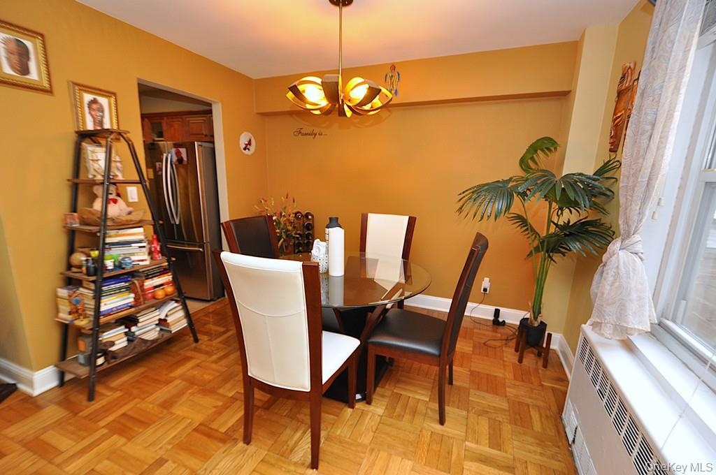 #17 photo, 10 Old Mamaroneck Road, White Plains , NY 10605