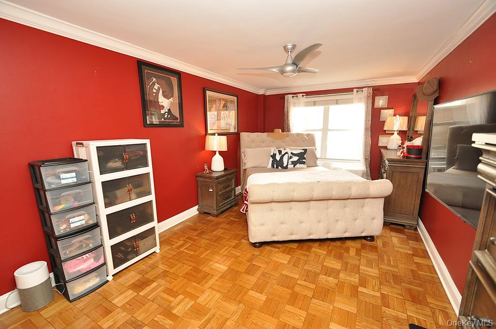 #18 photo, 10 Old Mamaroneck Road, White Plains , NY 10605