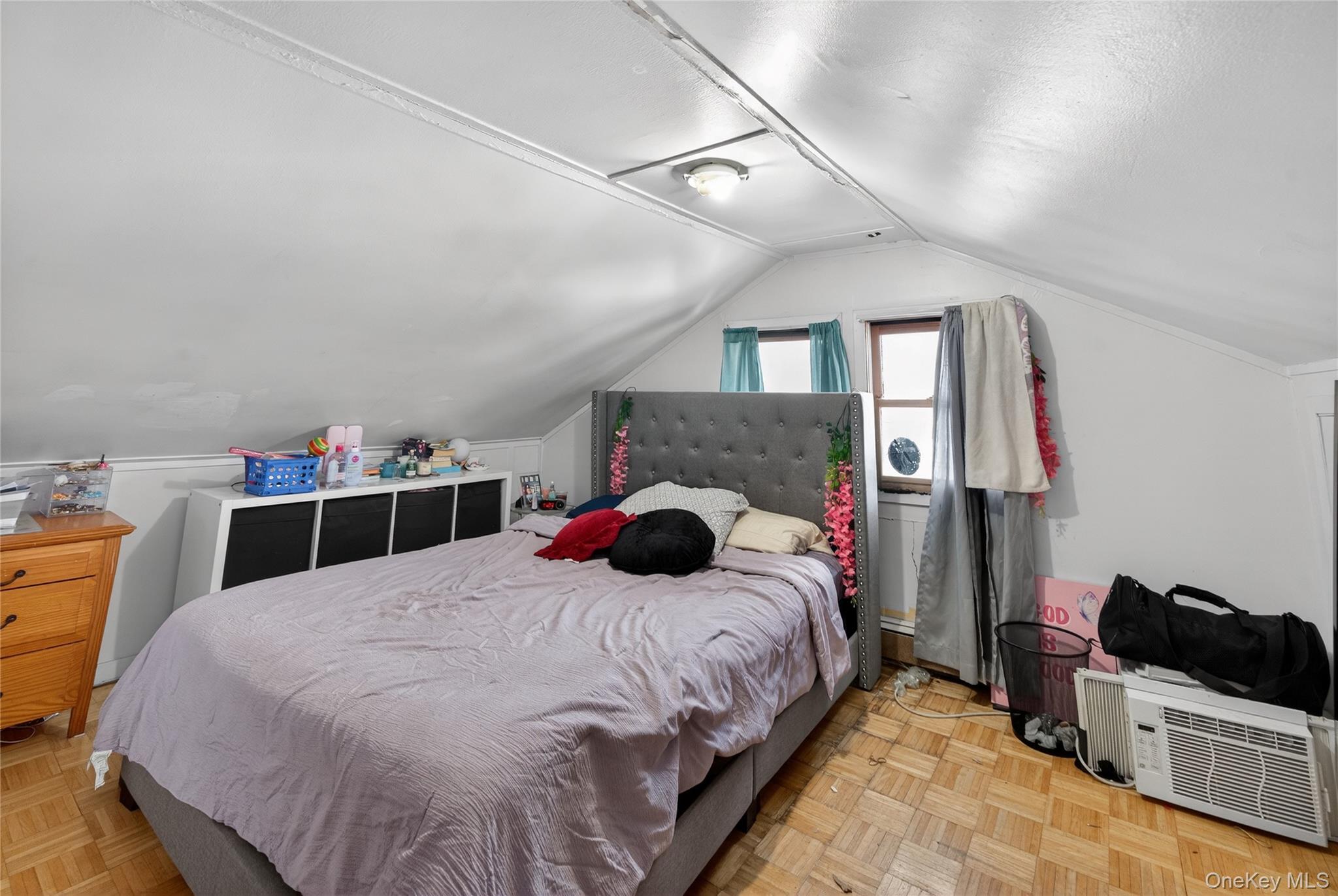 #19 photo, 2008 Hancock Avenue, North Bellmore , NY 11710