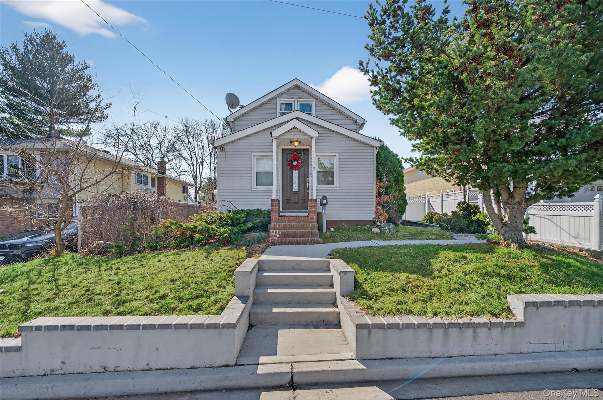 #2 photo, 2008 Hancock Avenue, North Bellmore , NY 11710