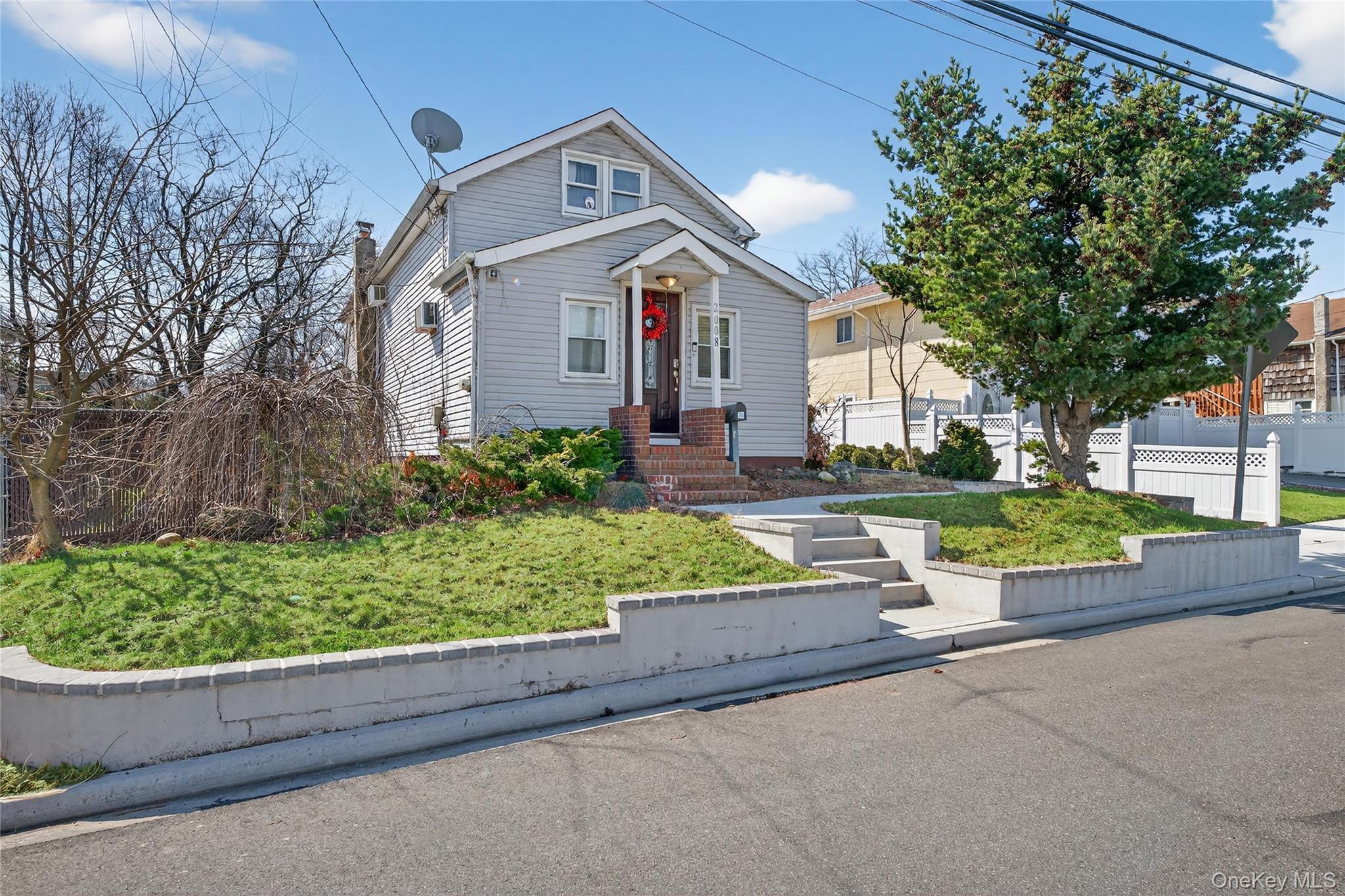 #5 photo, 2008 Hancock Avenue, North Bellmore , NY 11710