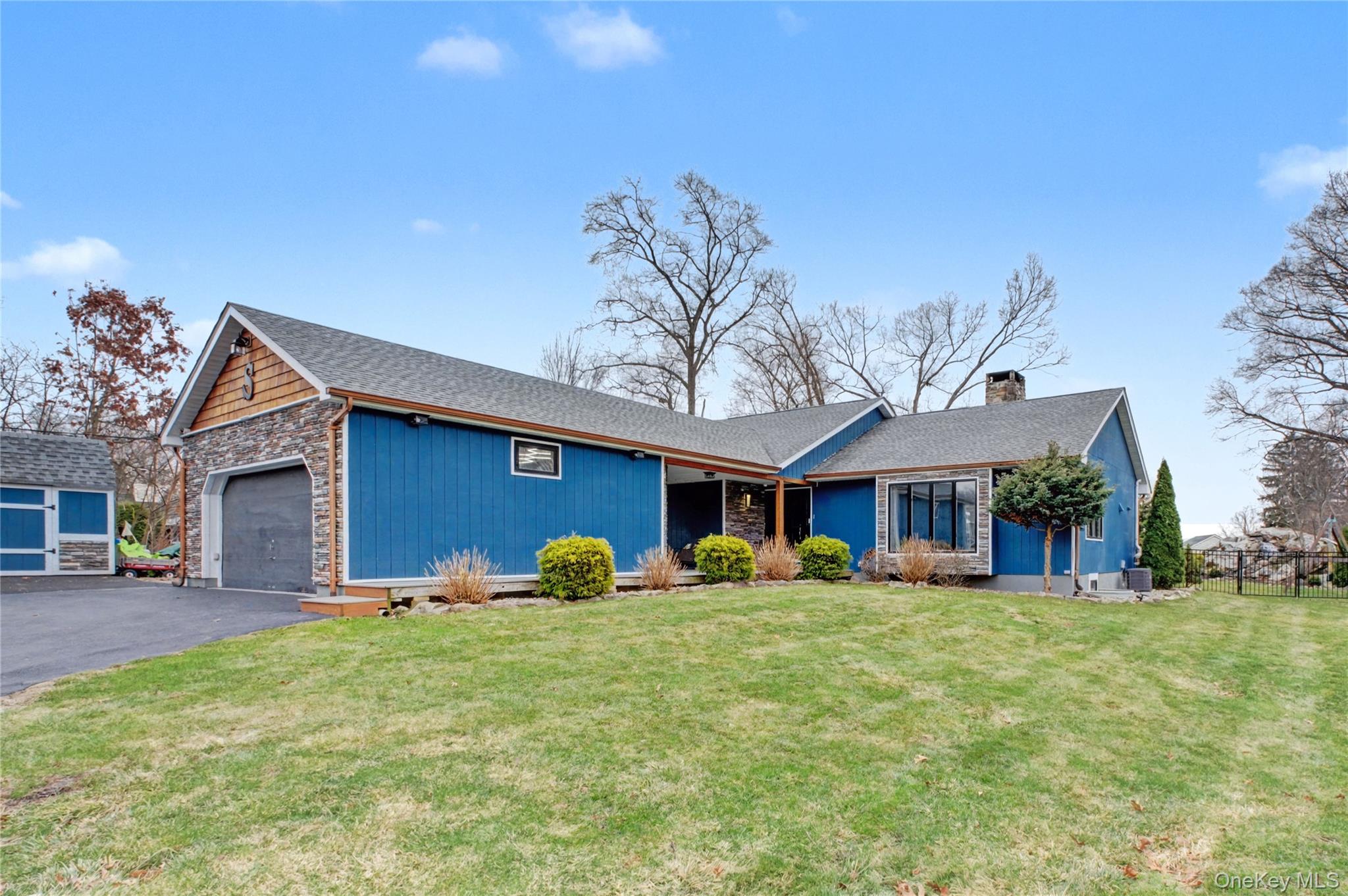 #2 photo, 115 Sunset Drive, Newburgh , NY 12550