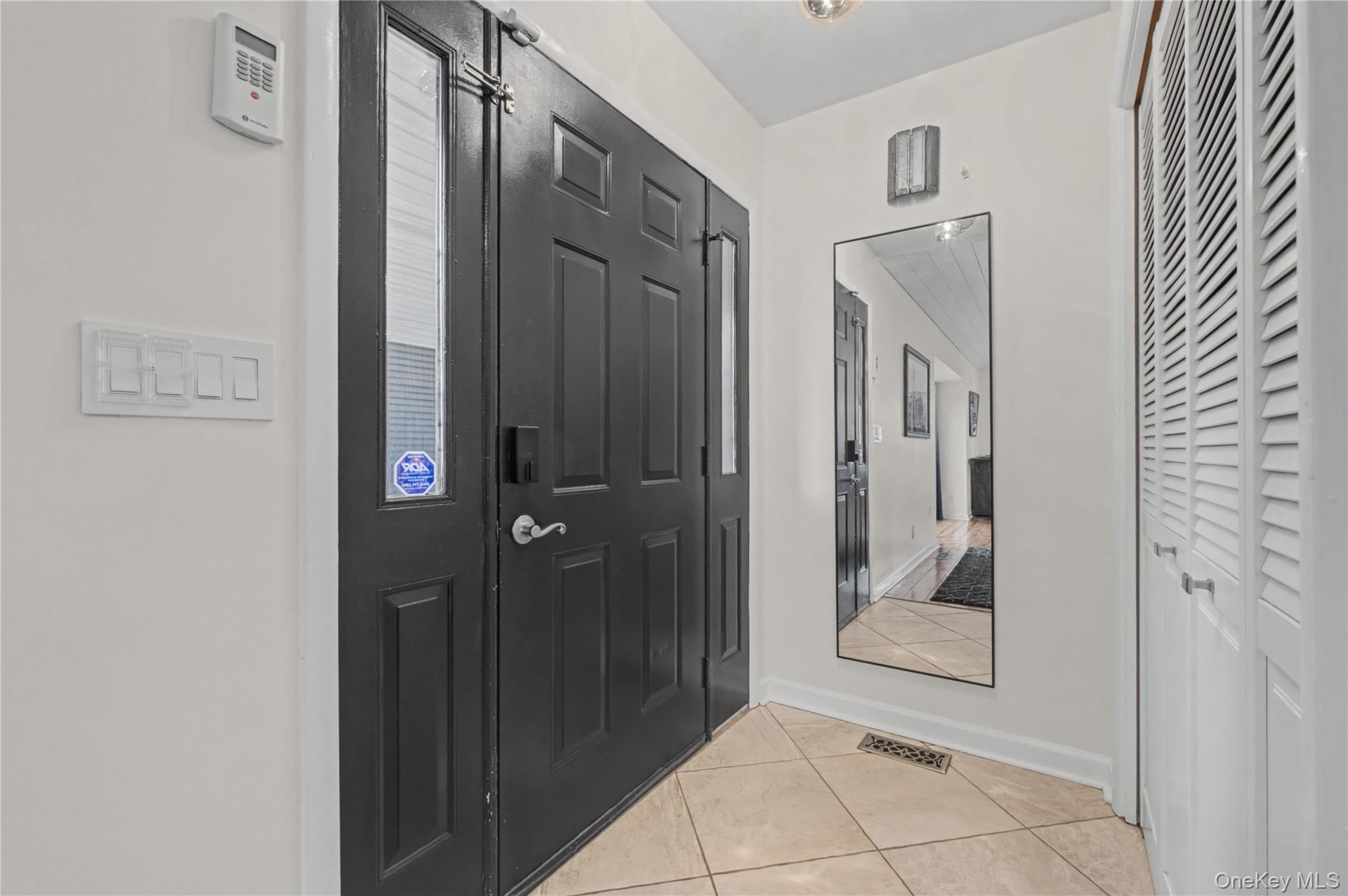 #7 photo, 115 Sunset Drive, Newburgh , NY 12550