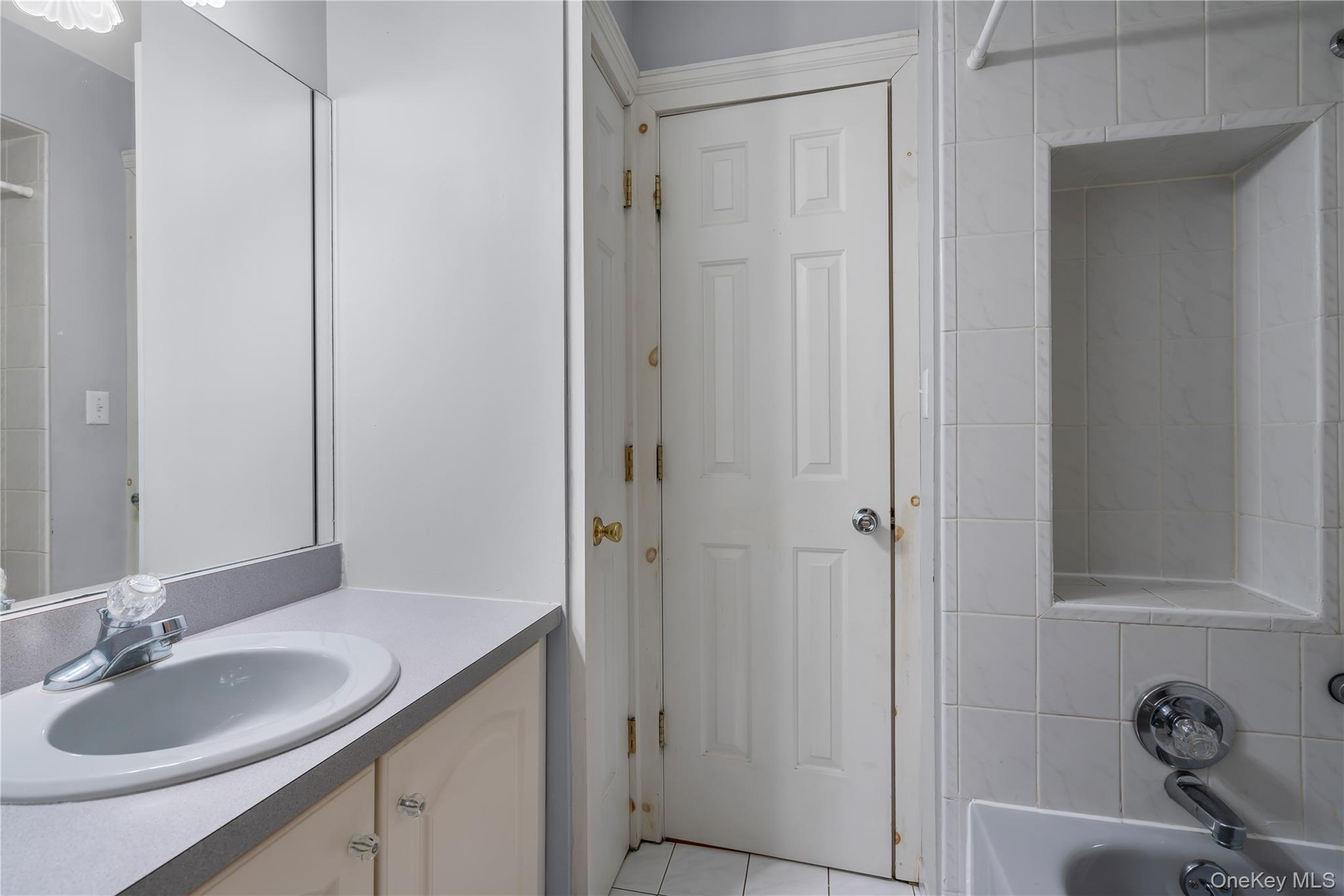 #20 photo, 2 Pine Tree Road, Monroe , NY 10950