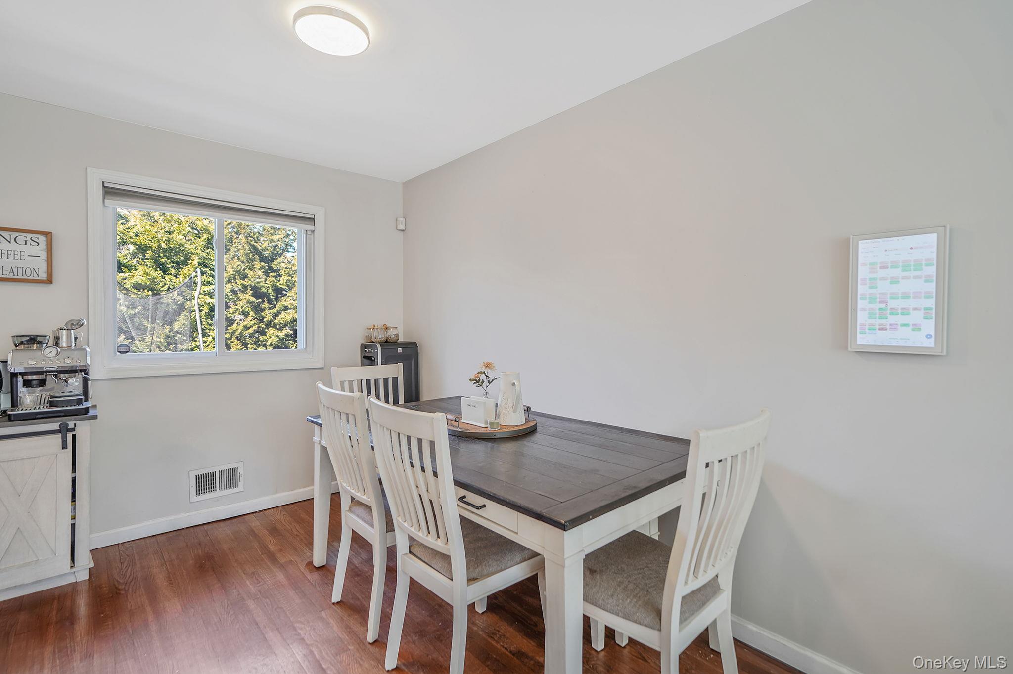 #9 photo, 14 Burlington Avenue, Deer Park , NY 11729