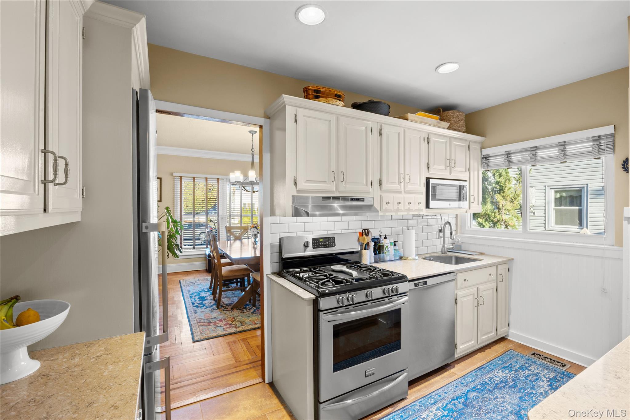 #12 photo, 140 Frankel Boulevard, নাসাউ কাউন্টি Merrick , NY 11566