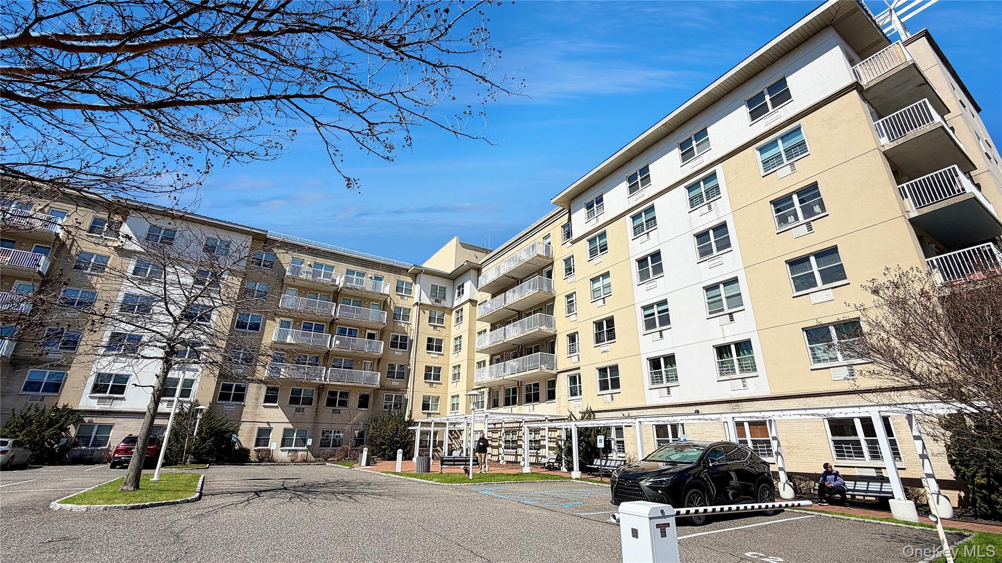 #1 photo, 260 Beach 81st Street, Куинс ‖ Rockaway Beach , NY 11693