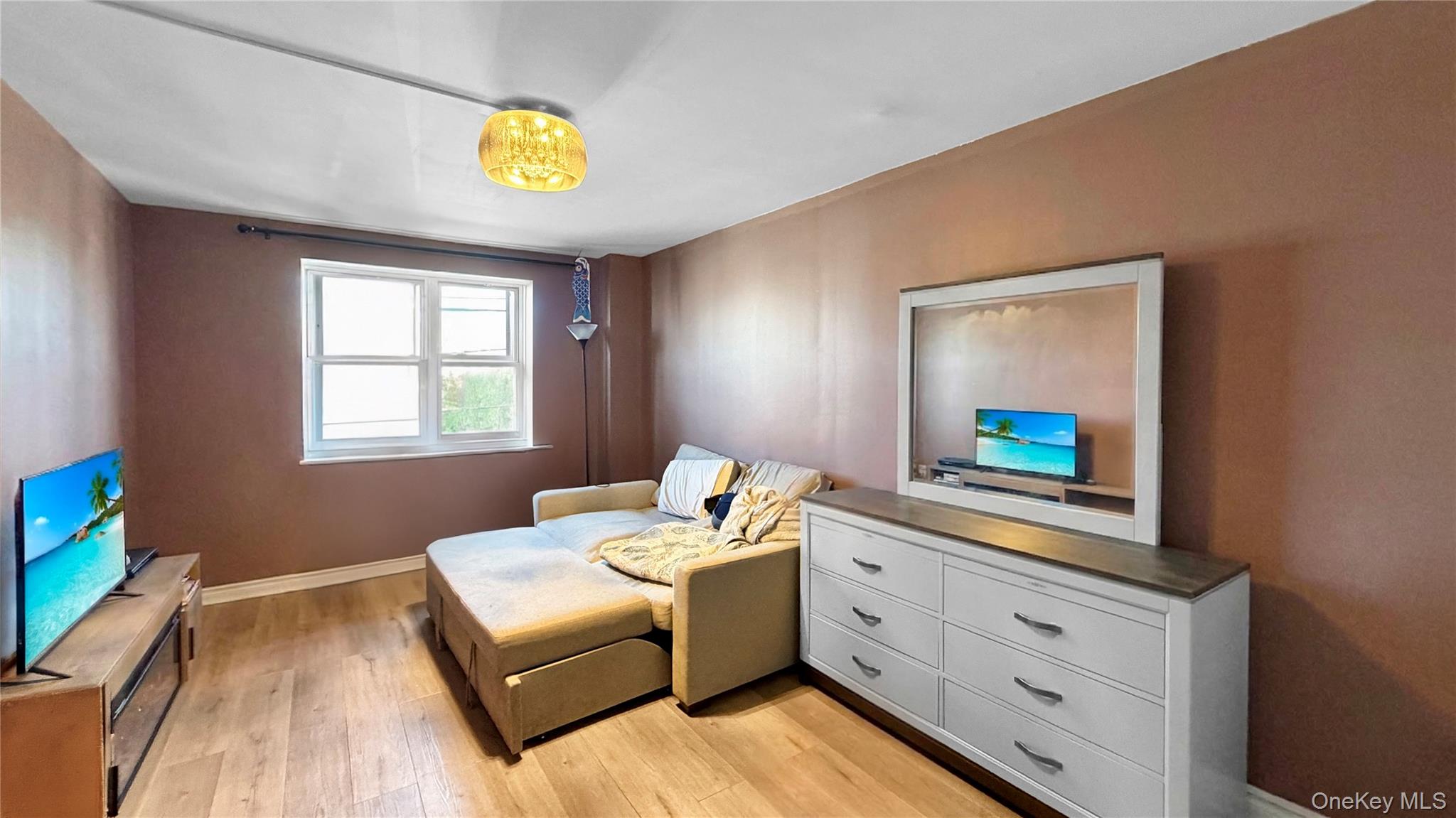 #8 photo, 260 Beach 81st Street, Куинс ‖ Rockaway Beach , NY 11693