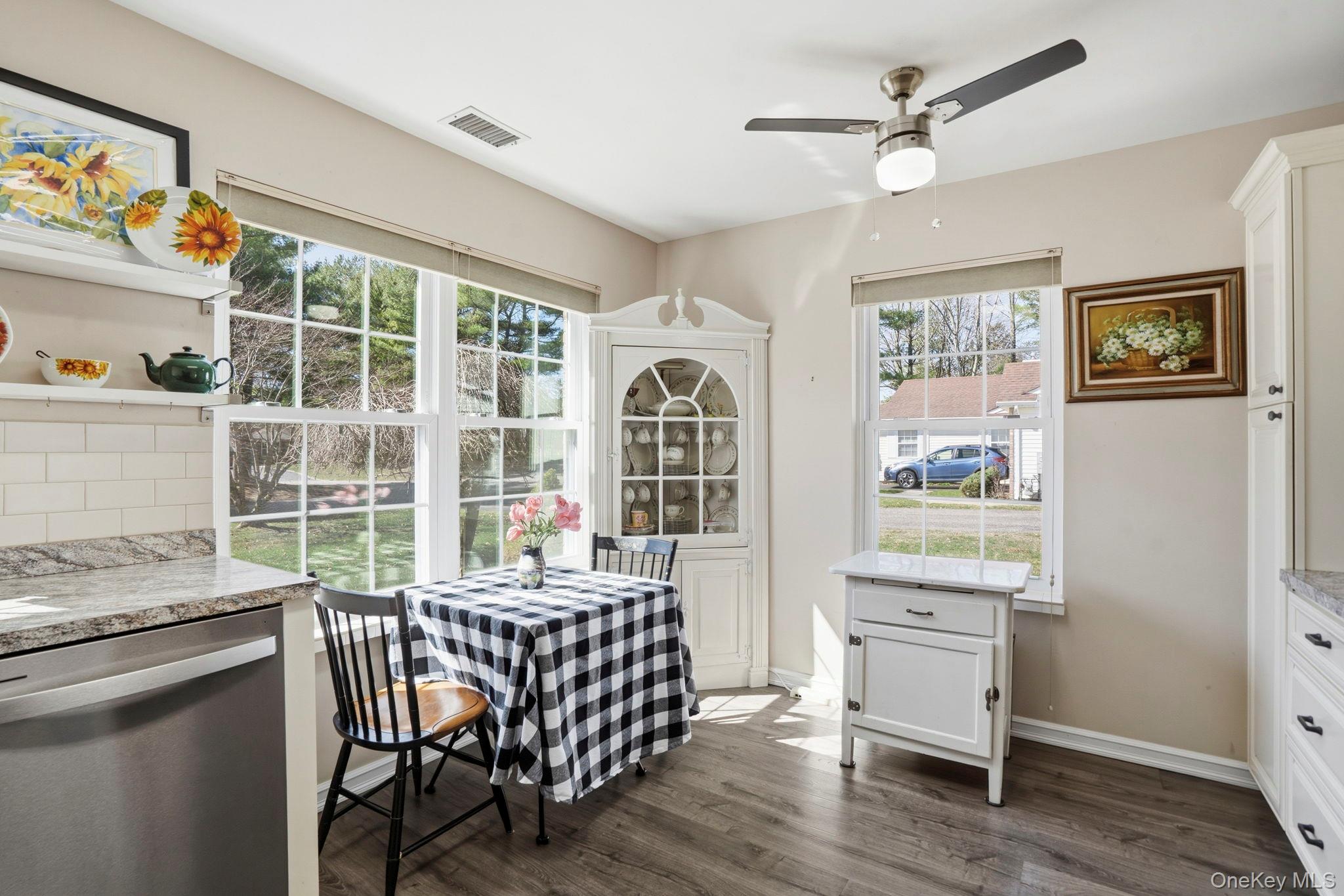 #10 photo, 11 Chipmunk Trail, Coram , NY 11727