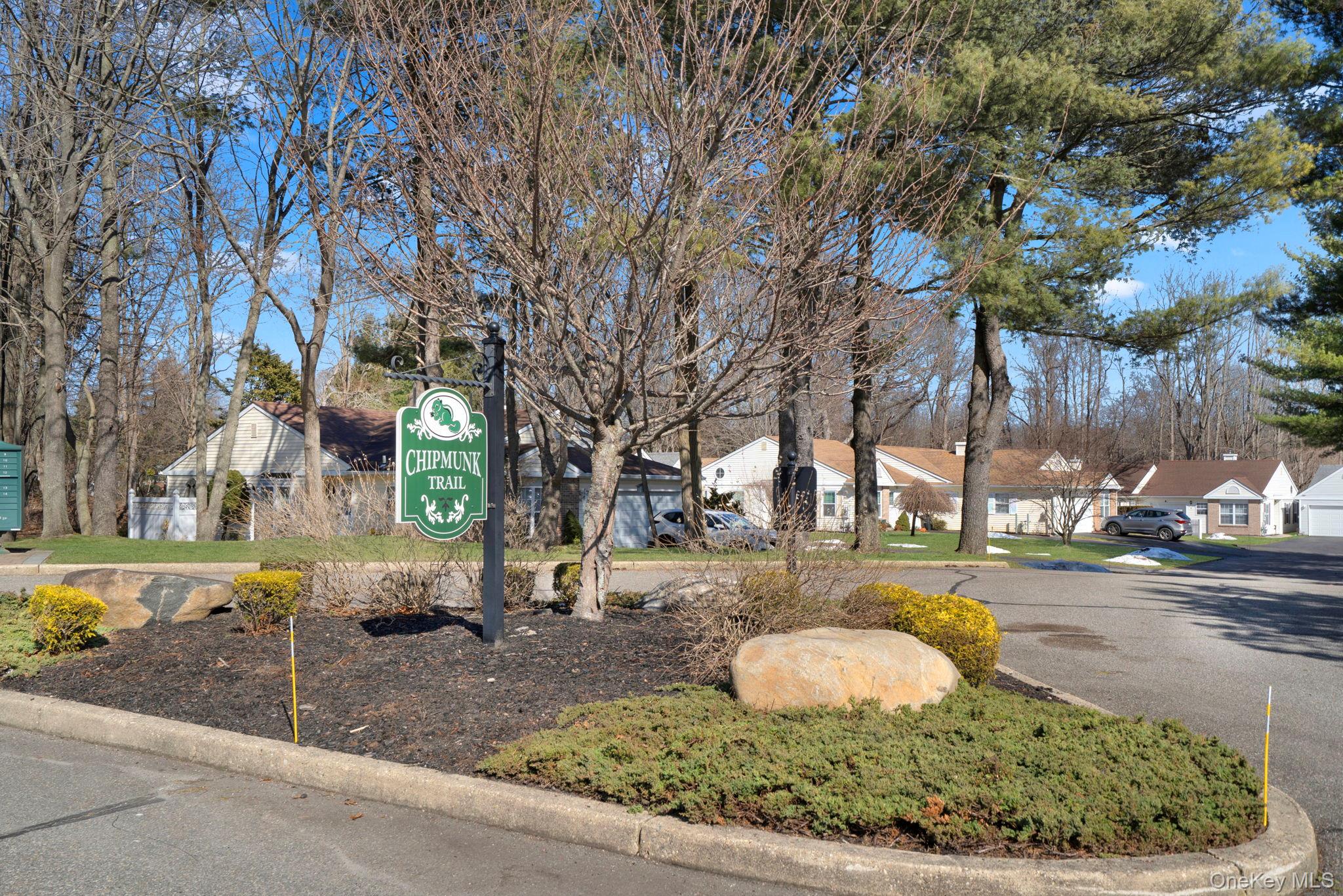 #17 photo, 11 Chipmunk Trail, Coram , NY 11727