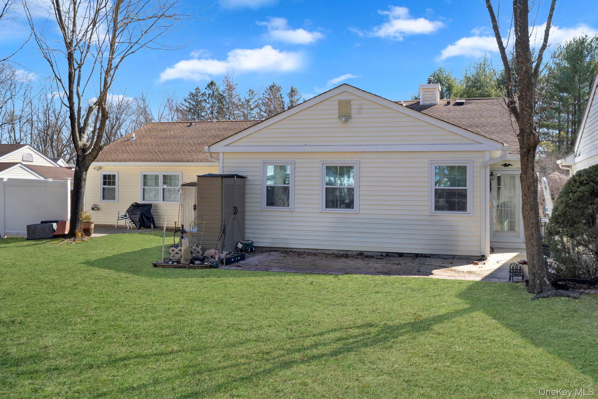 #3 photo, 11 Chipmunk Trail, Coram , NY 11727