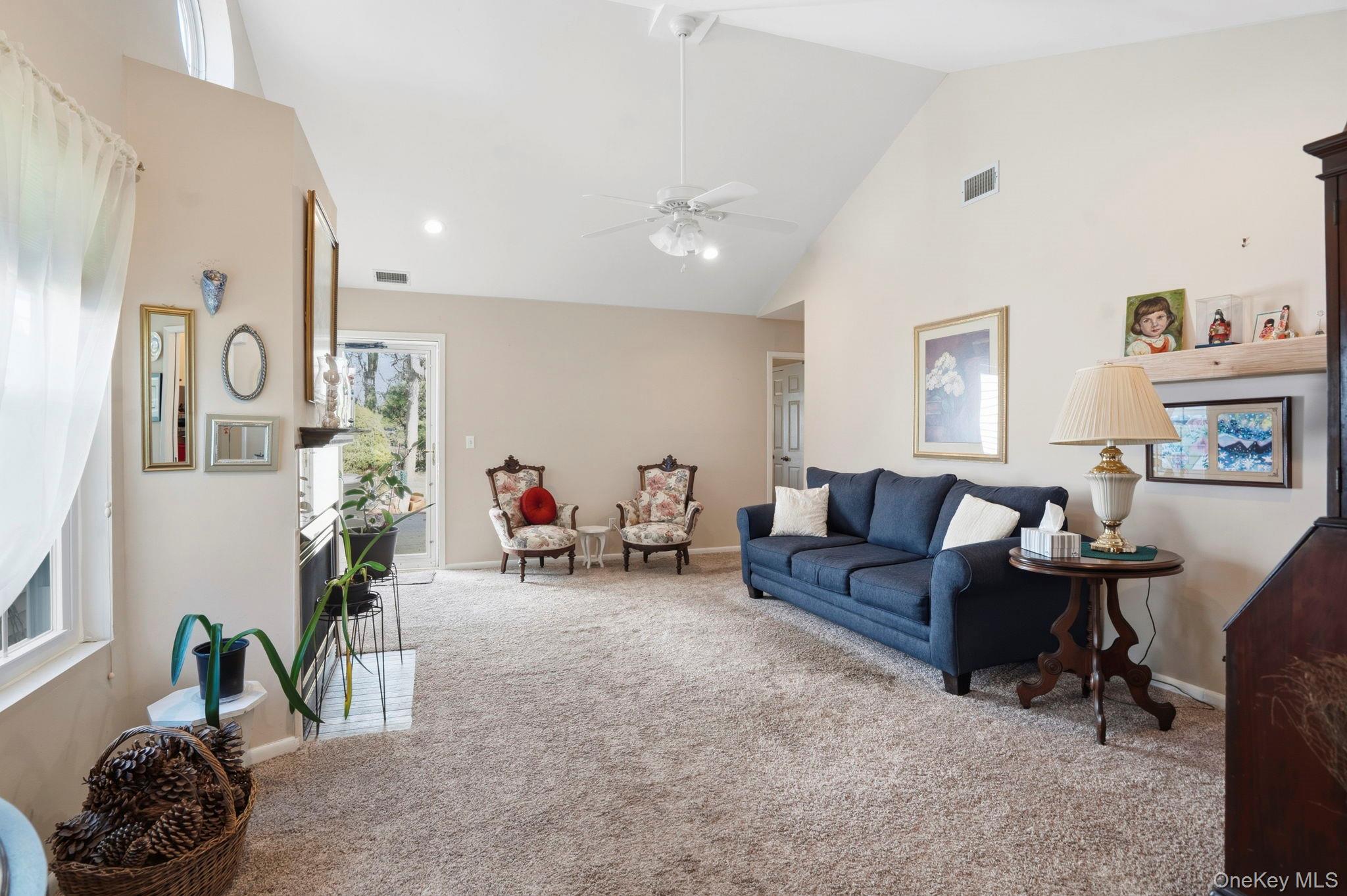 #7 photo, 11 Chipmunk Trail, Coram , NY 11727