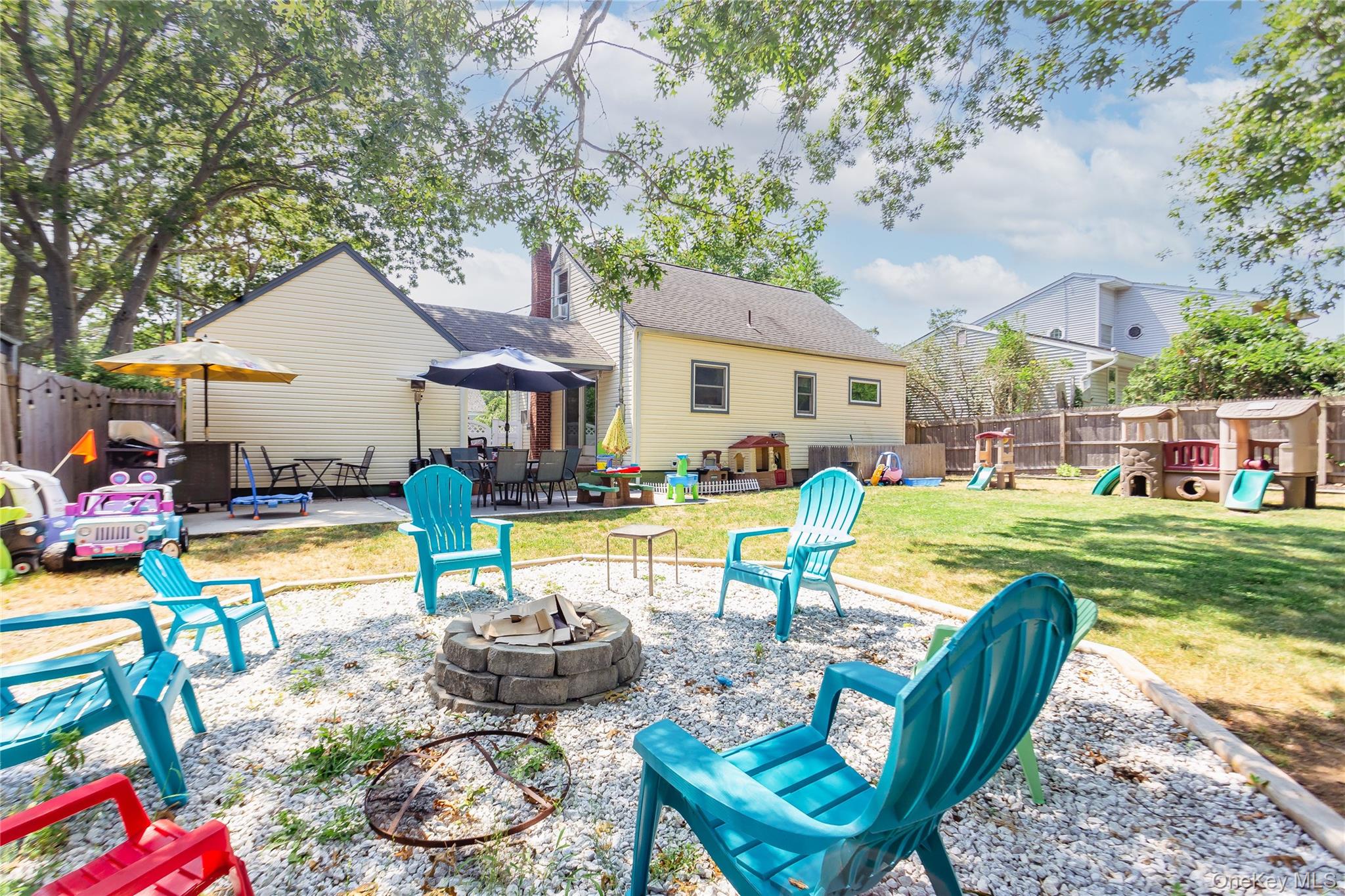 #20 photo, 77 N Summit Avenue, सफ़ोक काउंटी Patchogue , NY 11772