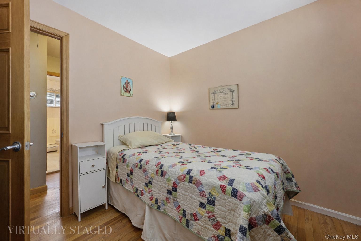 #13 photo, 108 Lee Avenue, সাফোক কাউন্টি Babylon , NY 11702