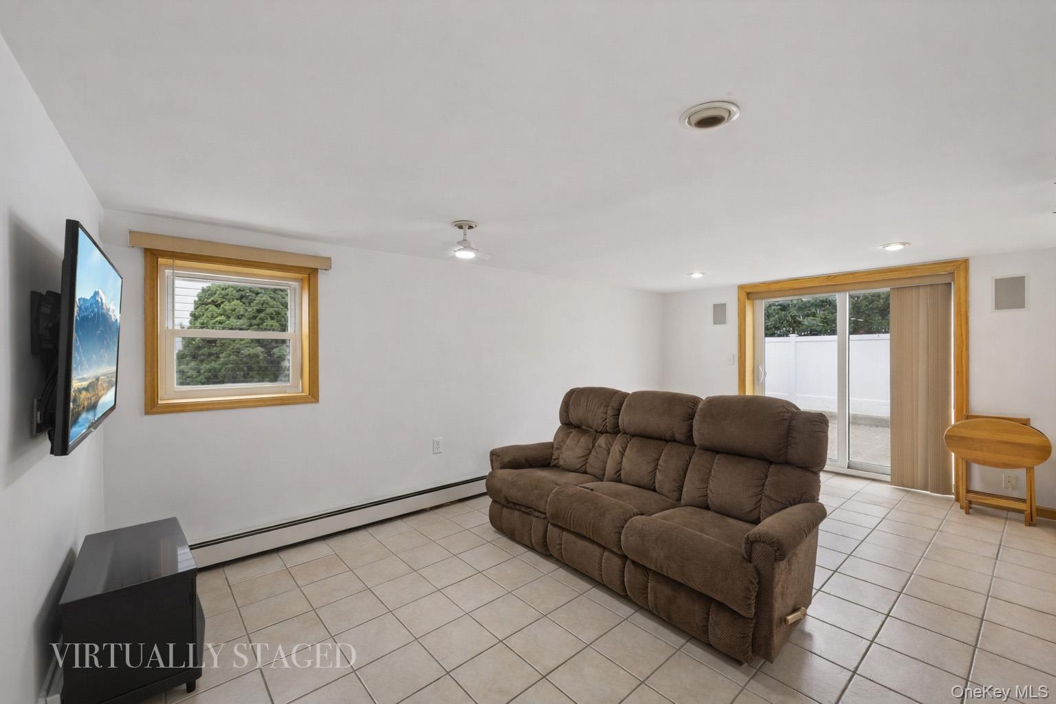 #17 photo, 108 Lee Avenue, সাফোক কাউন্টি Babylon , NY 11702