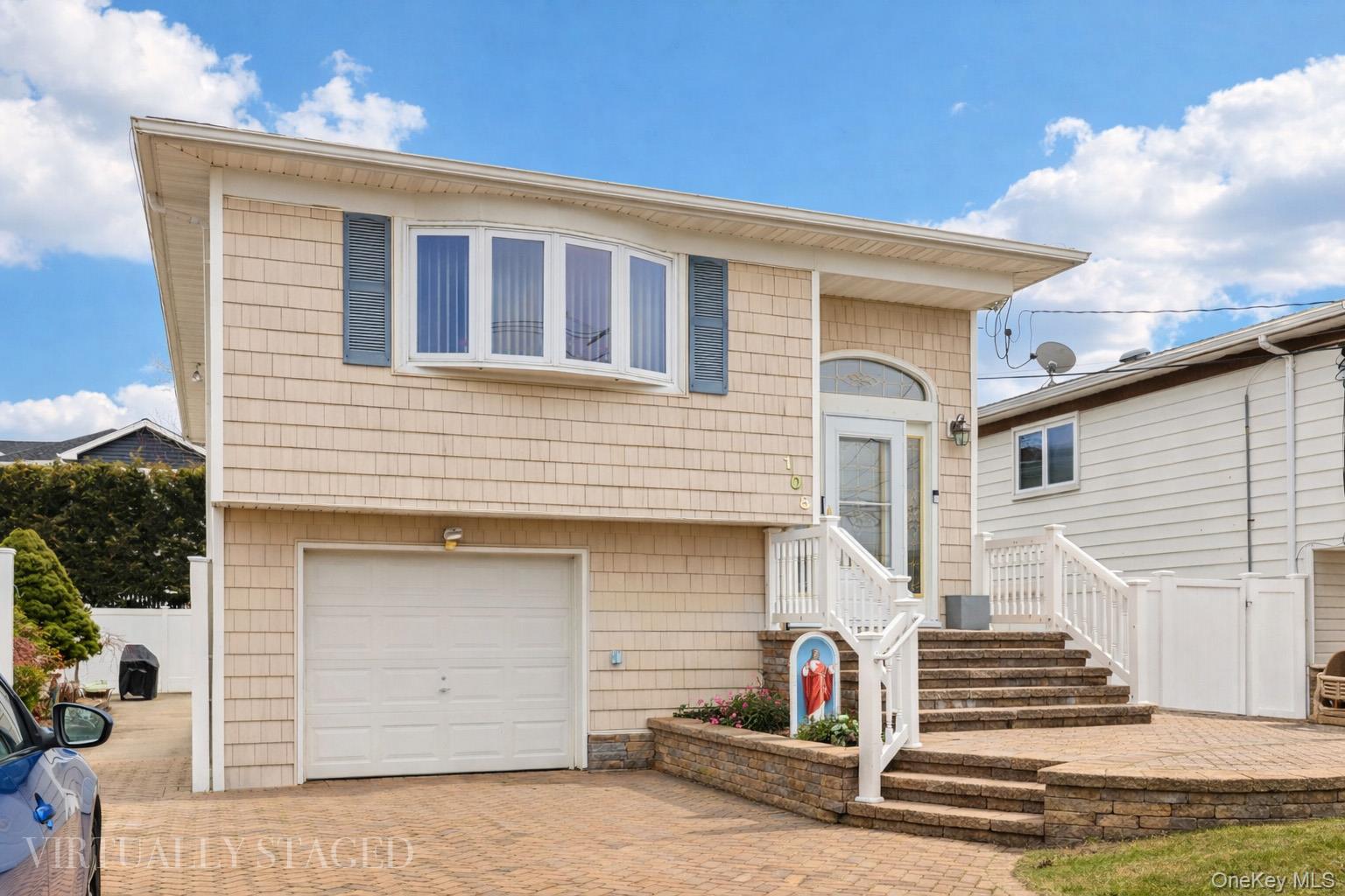 #3 photo, 108 Lee Avenue, সাফোক কাউন্টি Babylon , NY 11702