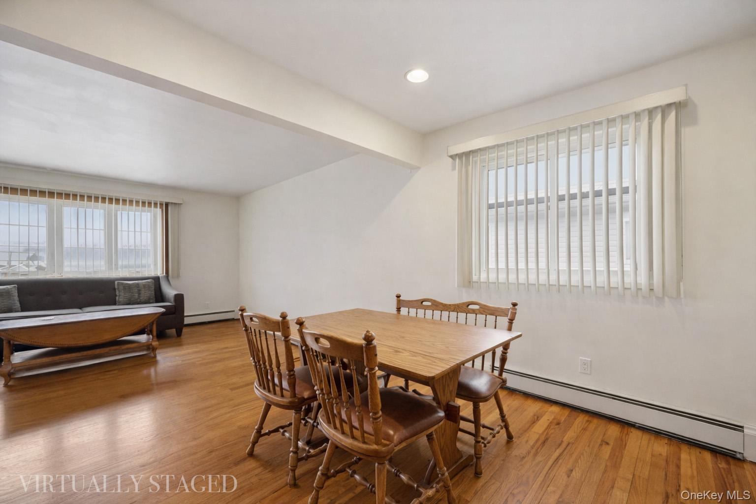 #8 photo, 108 Lee Avenue, সাফোক কাউন্টি Babylon , NY 11702