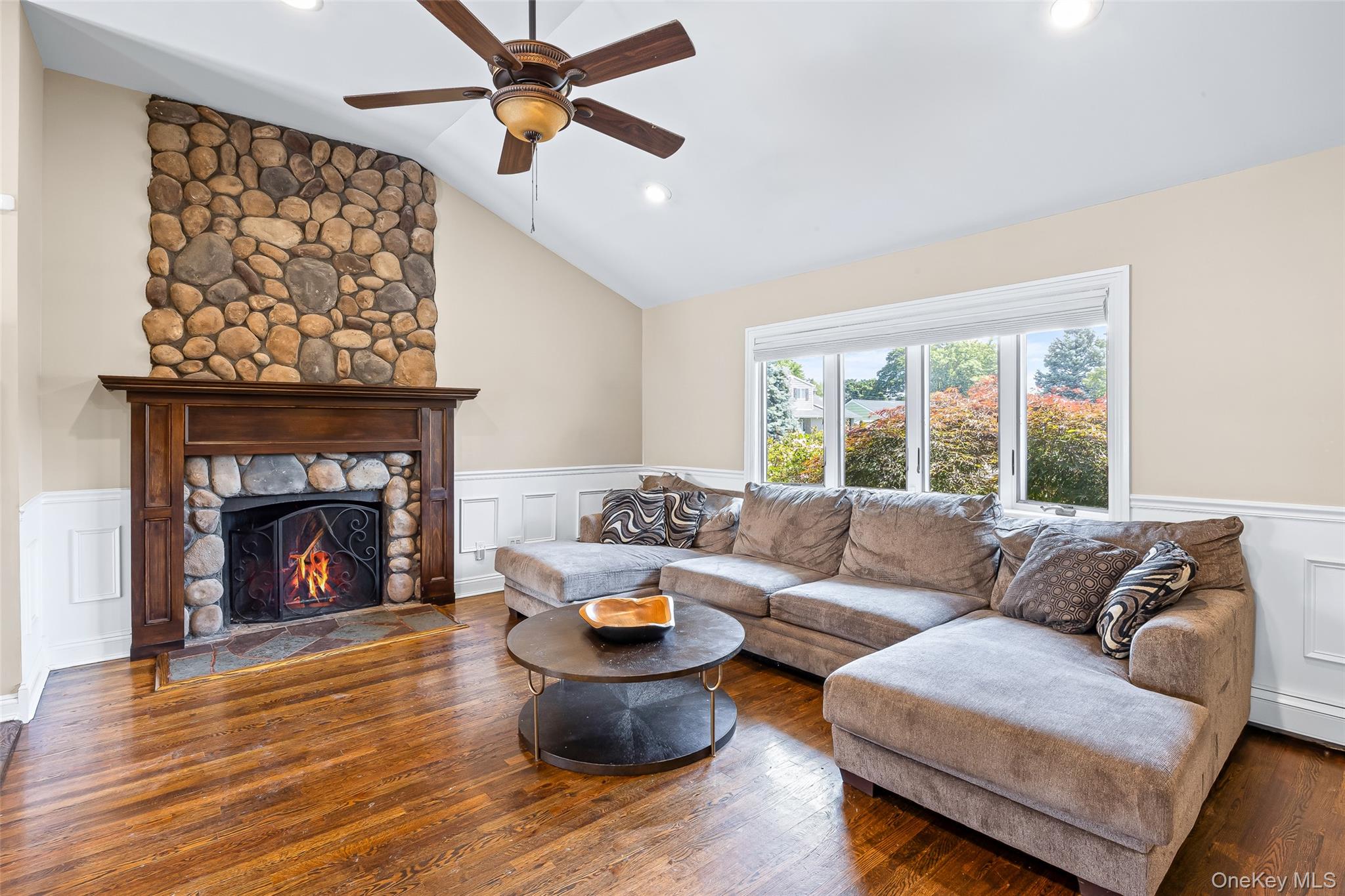 #3 photo, 51 Plainedge Drive, নাসাউ কাউন্টি Bethpage , NY 11714