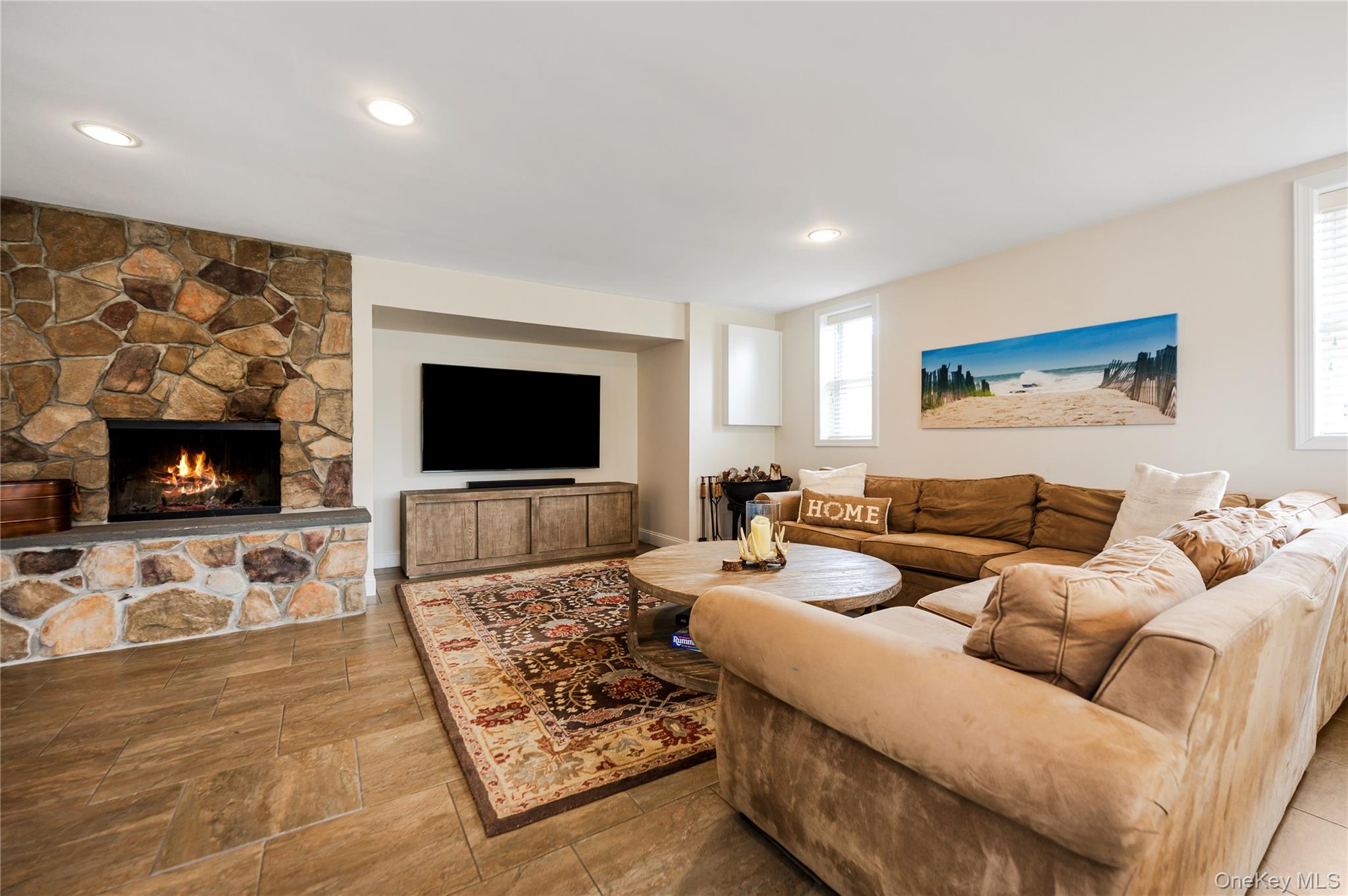 #13 photo, 629 E Pine Street, নাসাউ কাউন্টি Long Beach , NY 11561