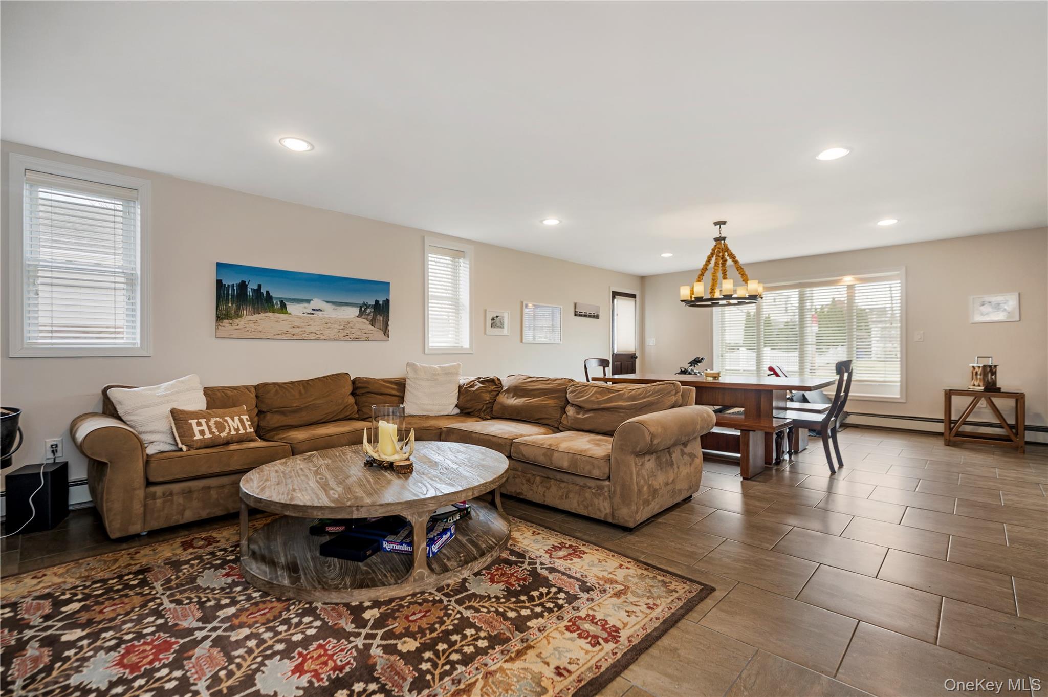 #14 photo, 629 E Pine Street, নাসাউ কাউন্টি Long Beach , NY 11561