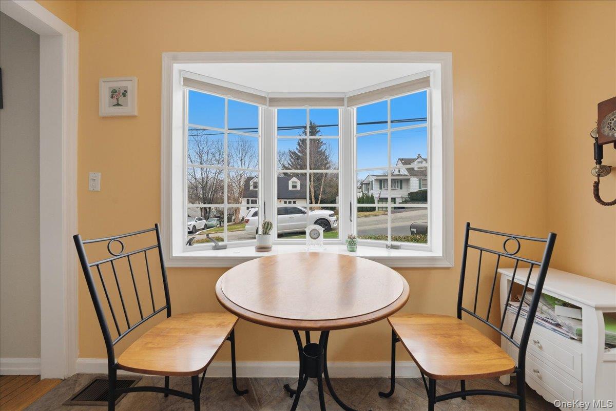 #4 photo, 30 Keystone Road, Yonkers , NY 10710