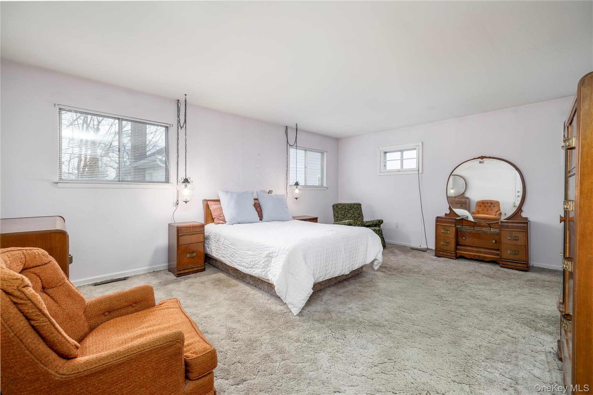 #12 photo, 133 S Forest, Rockville Centre , NY 11570