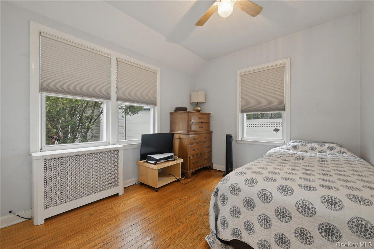 #17 photo, 163 Elm Street, নাসাউ কাউন্টি Roslyn Heights , NY 11577