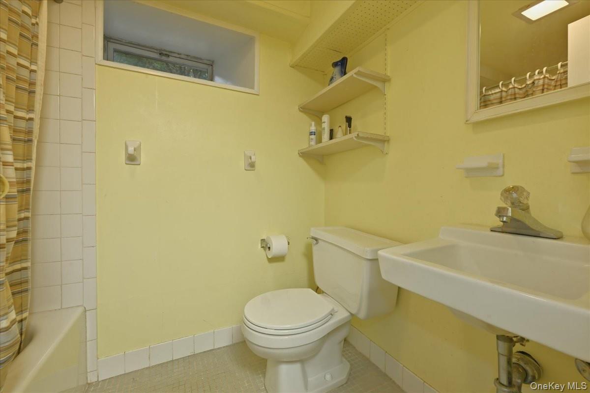 #19 photo, 163 Elm Street, নাসাউ কাউন্টি Roslyn Heights , NY 11577