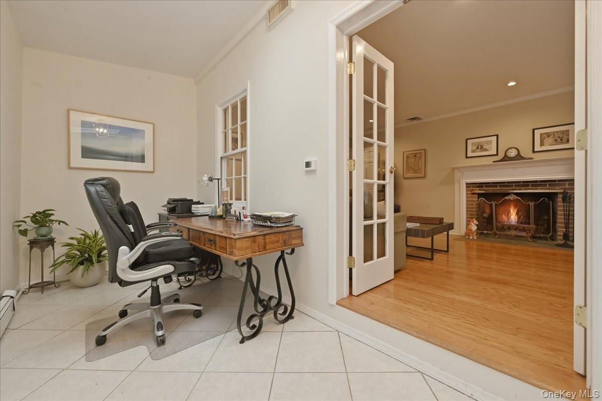 #6 photo, 163 Elm Street, নাসাউ কাউন্টি Roslyn Heights , NY 11577