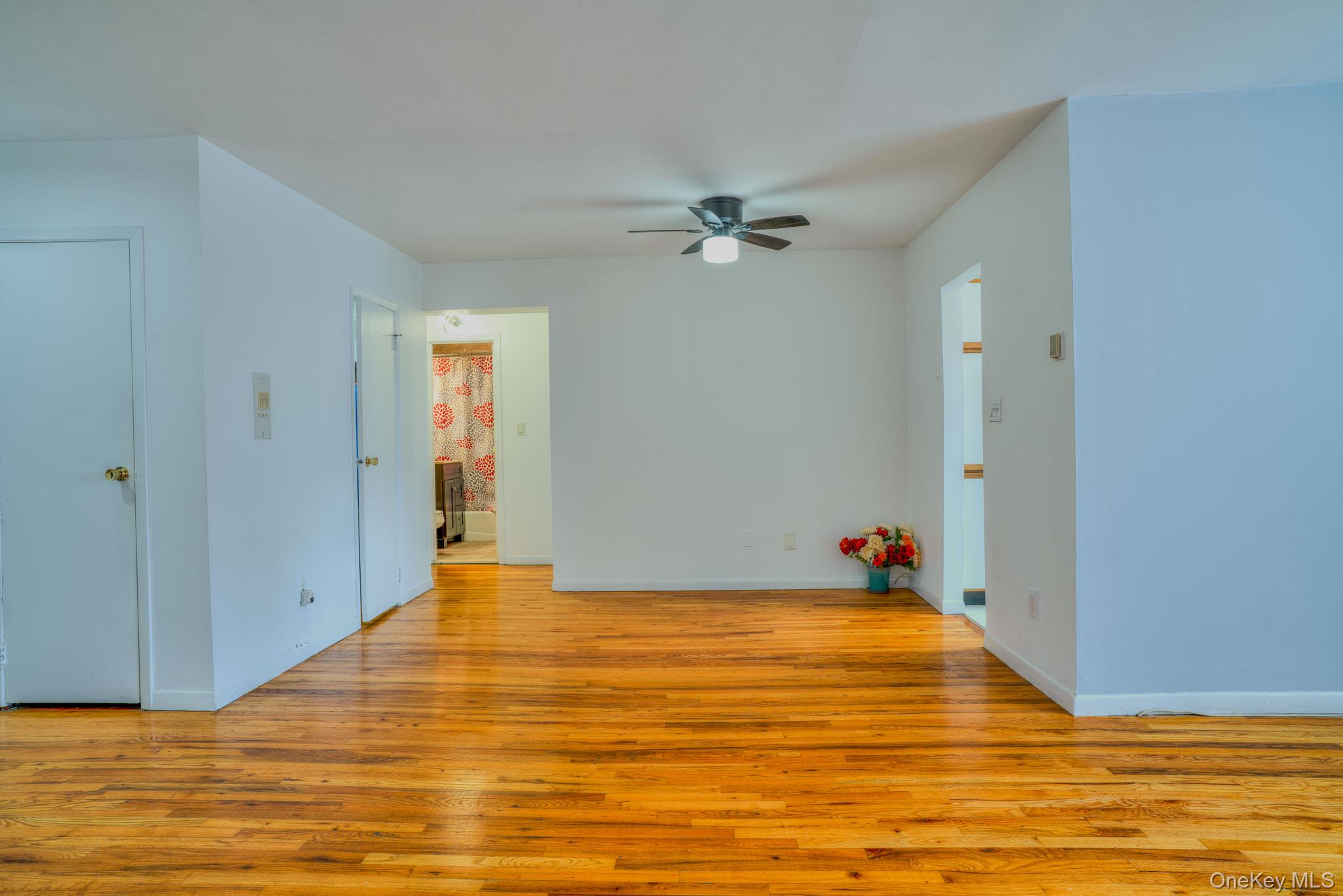 #18 photo, 20 Daley Place, Lynbrook , NY 11563