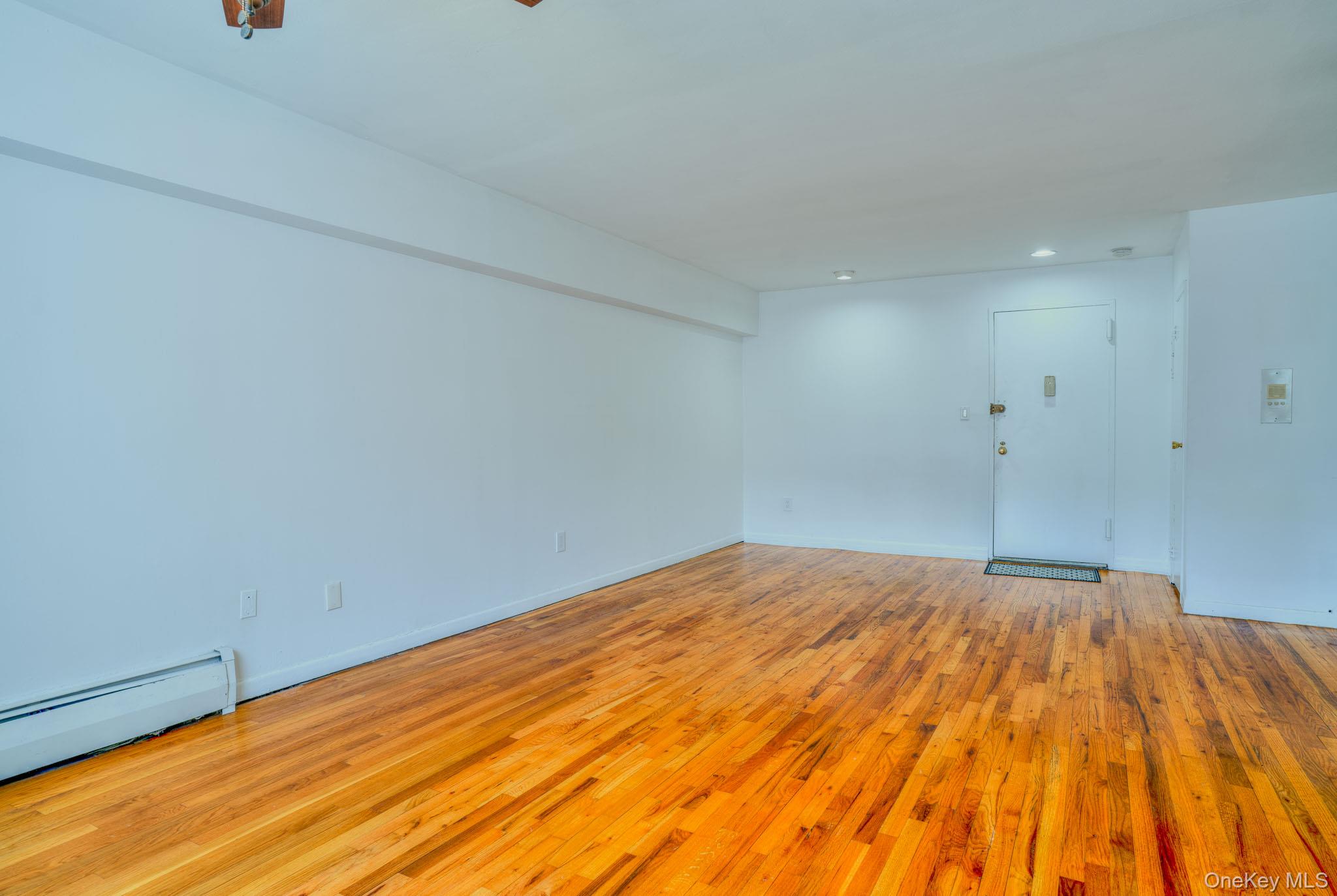 #4 photo, 20 Daley Place, Lynbrook , NY 11563