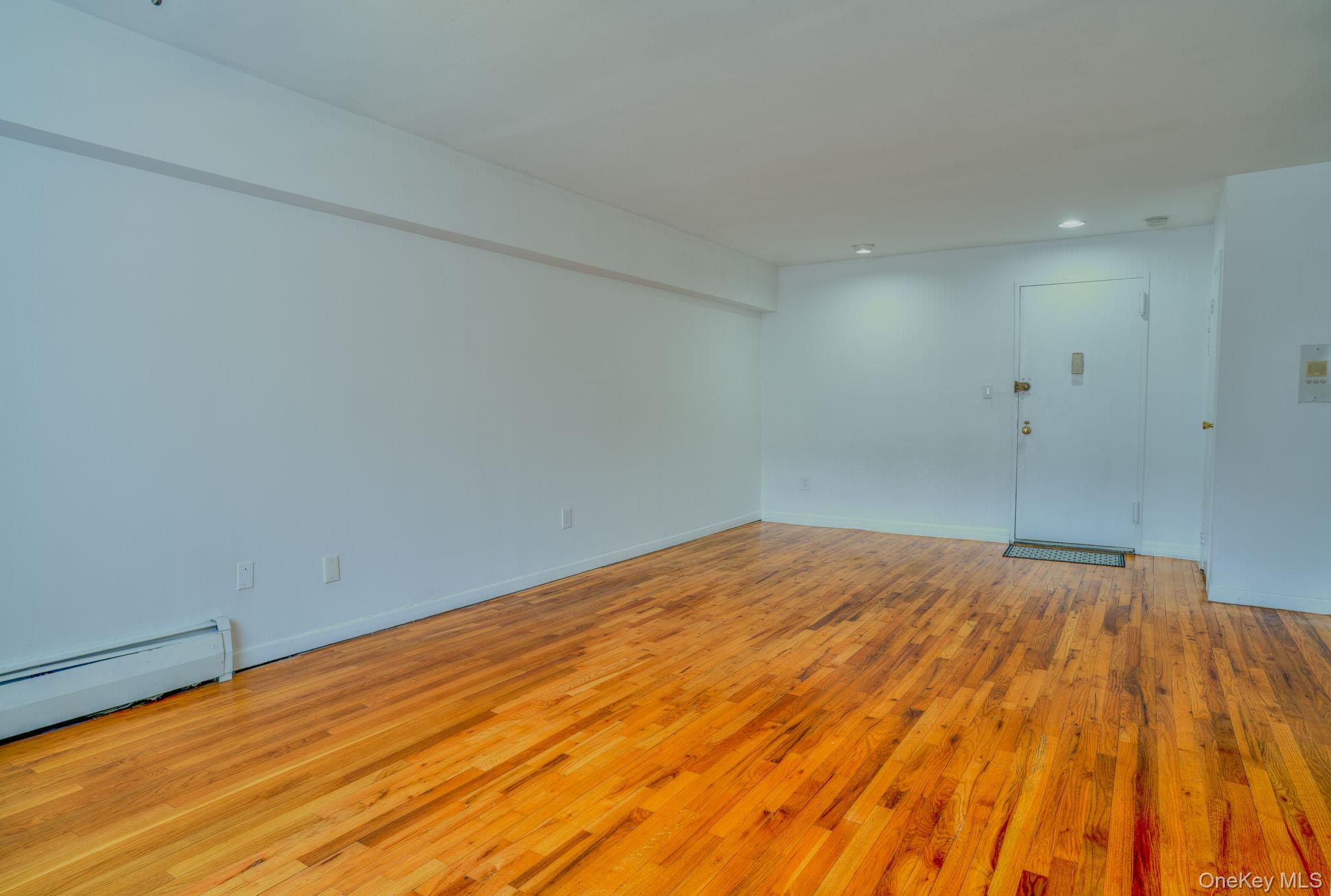 #5 photo, 20 Daley Place, Lynbrook , NY 11563