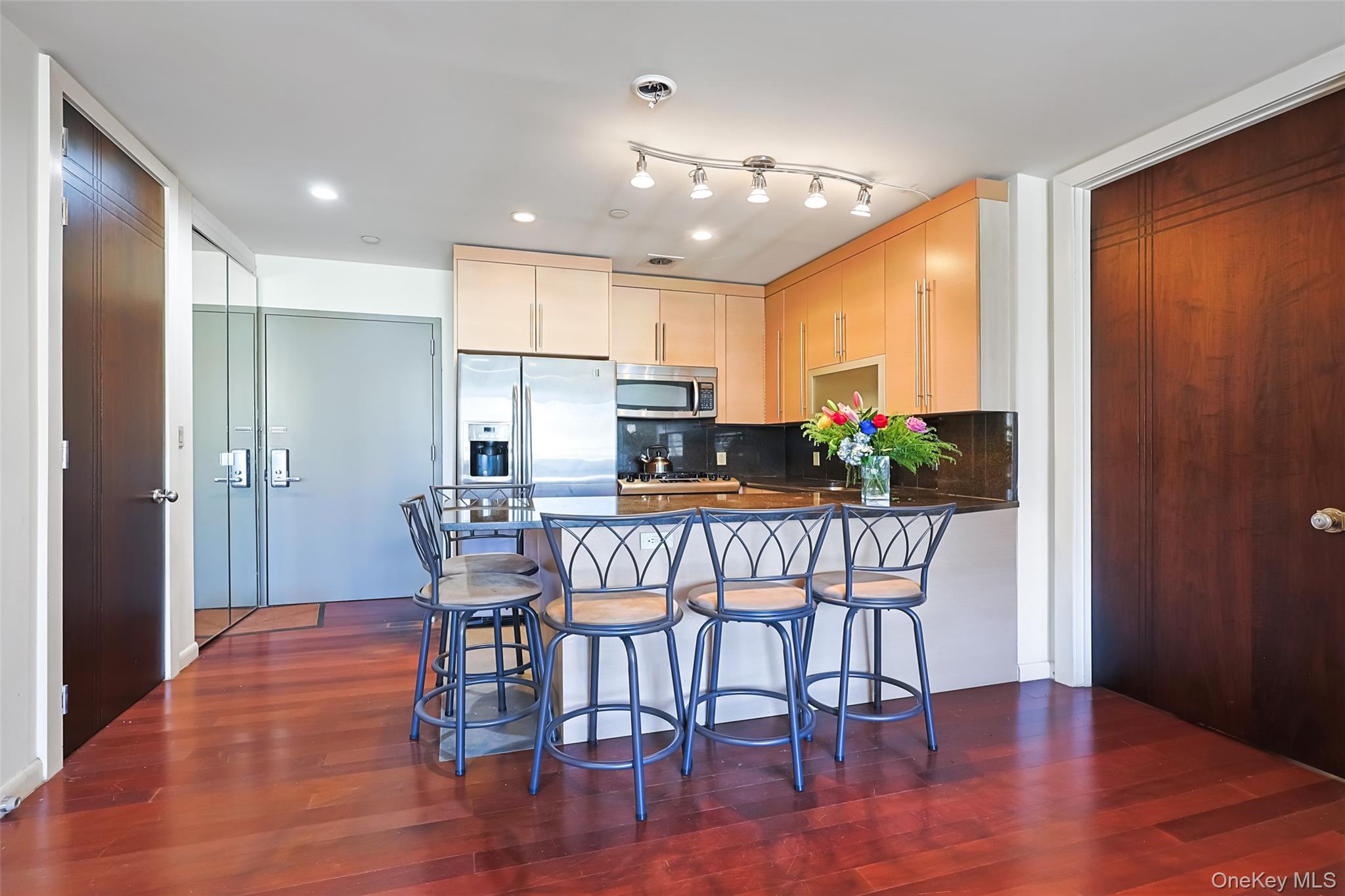 #8 photo, 3132 Union Street, কুইন্‌স Flushing , NY 11354