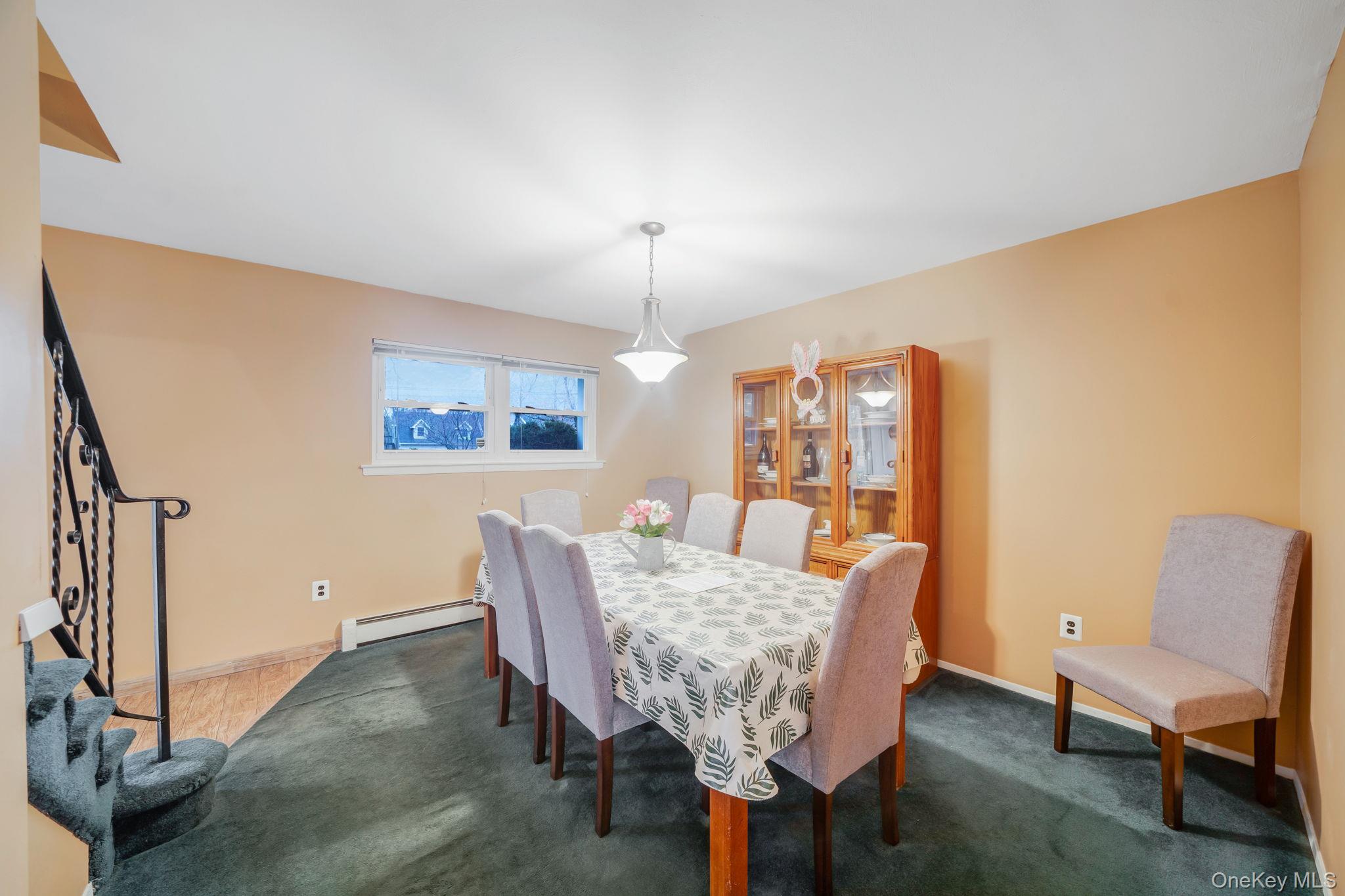 #16 photo, 427 Bicycle Path, সাফোক কাউন্টি Port Jefferson , NY 11776