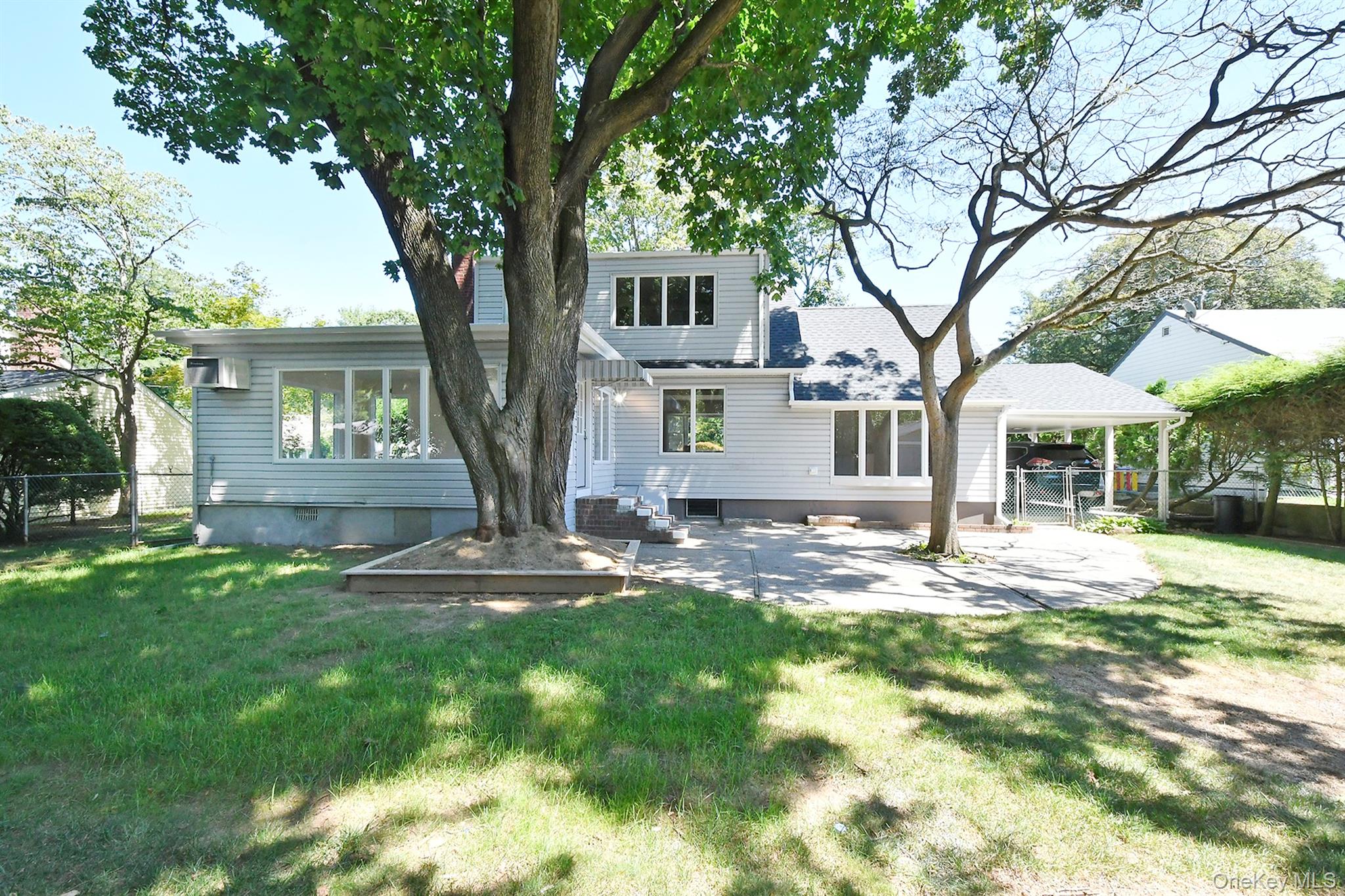 #18 photo, 9 Koster Court, সাফোক কাউন্টি Huntington Station , NY 11746