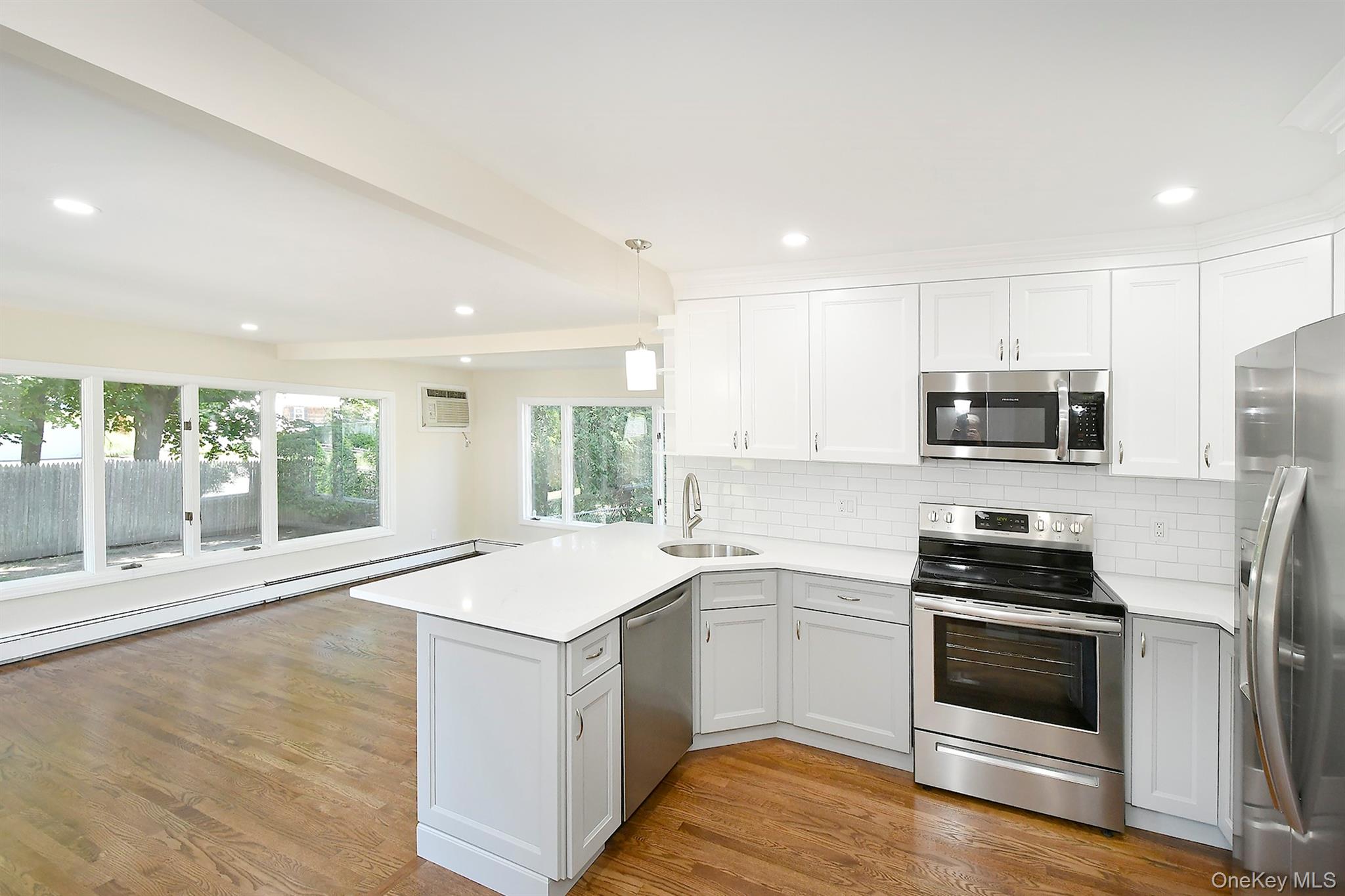 #6 photo, 9 Koster Court, সাফোক কাউন্টি Huntington Station , NY 11746