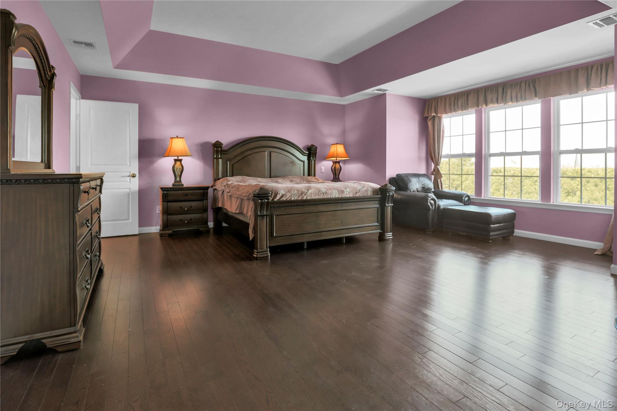 #18 photo, 8 Avolet Court, 東長島 Mount Sinai , NY 11766