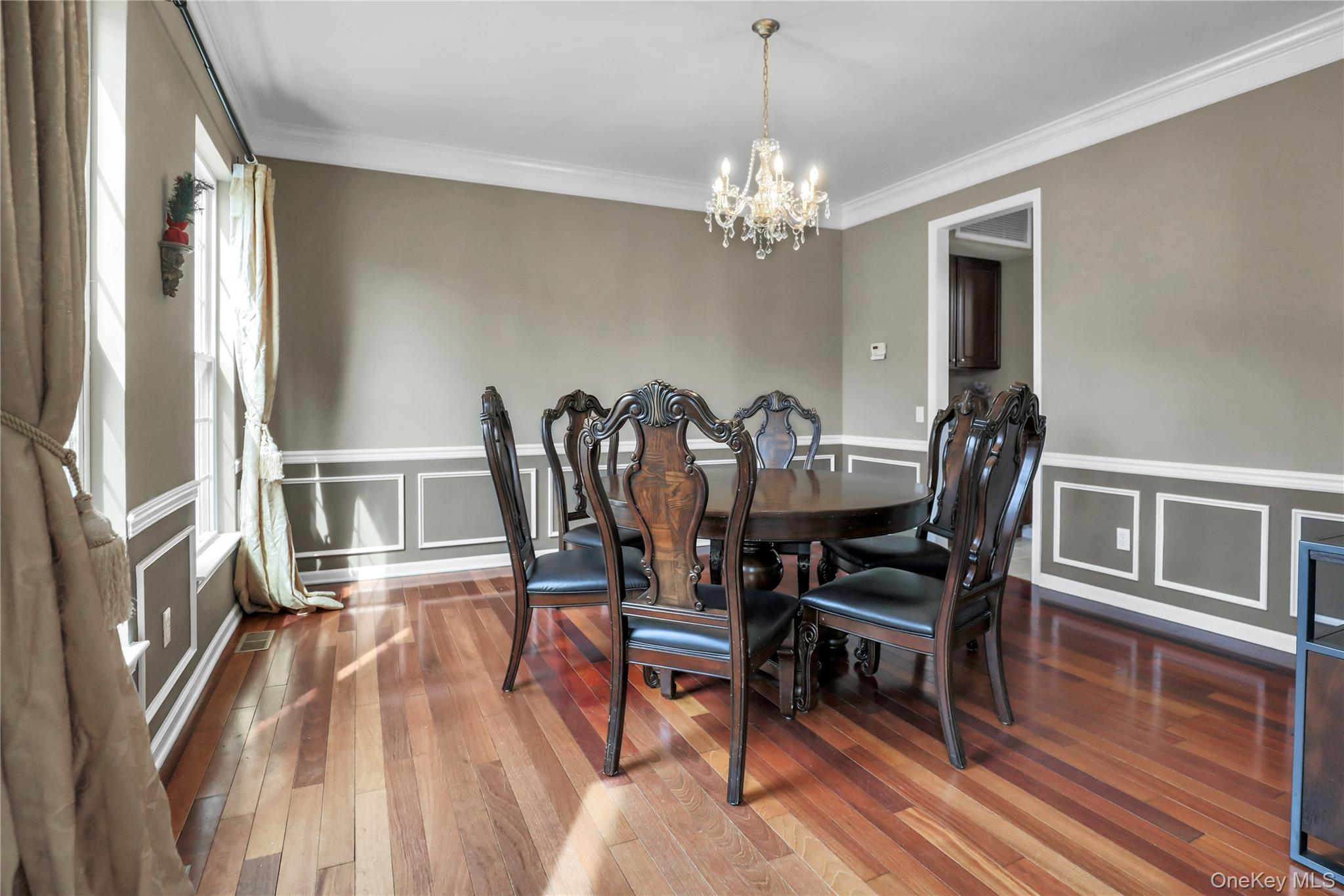 #5 photo, 8 Avolet Court, 東長島 Mount Sinai , NY 11766