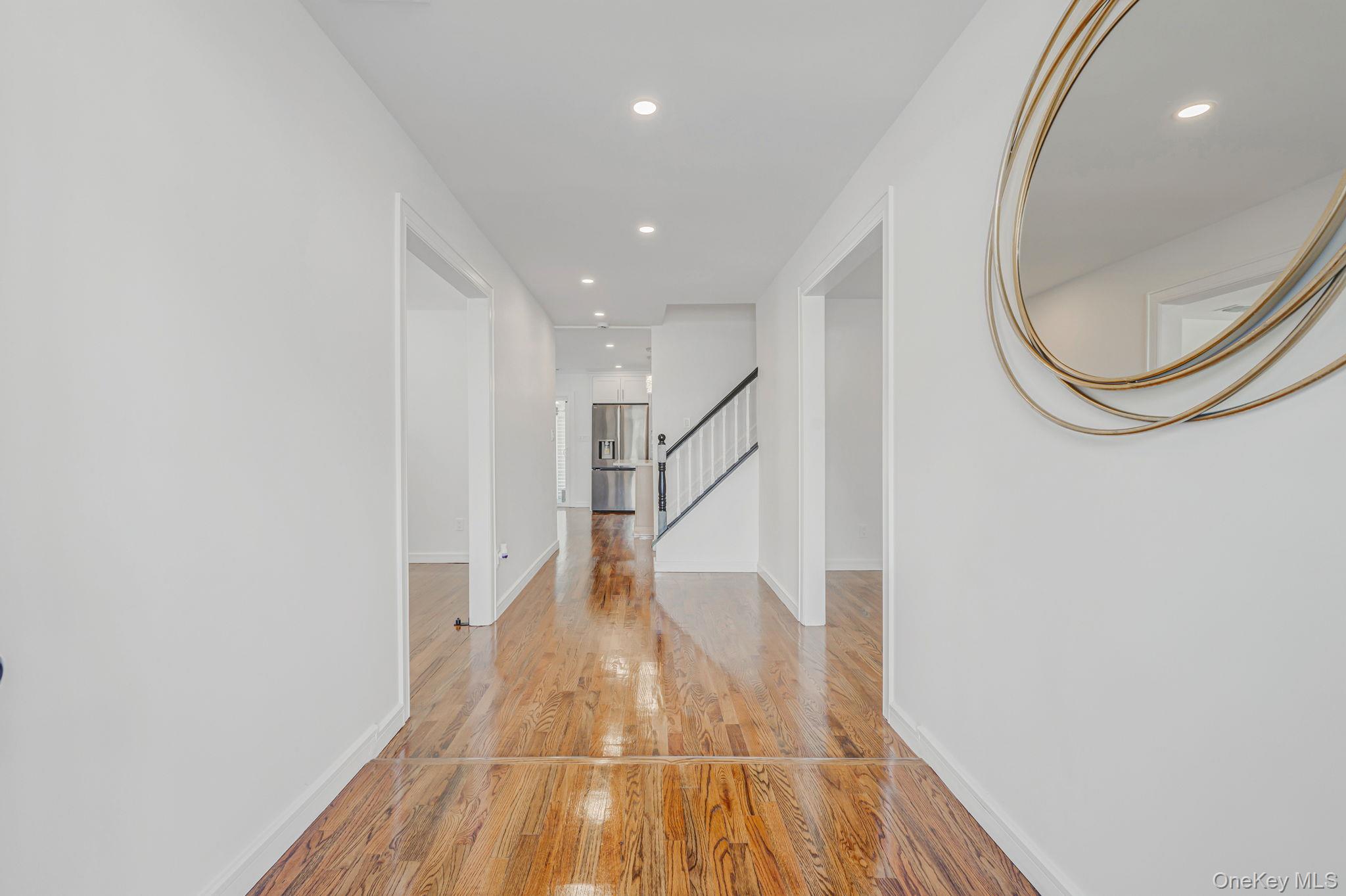 #10 photo, 2 Polo Street, सफ़ोक काउंटी Dix Hills , NY 11746