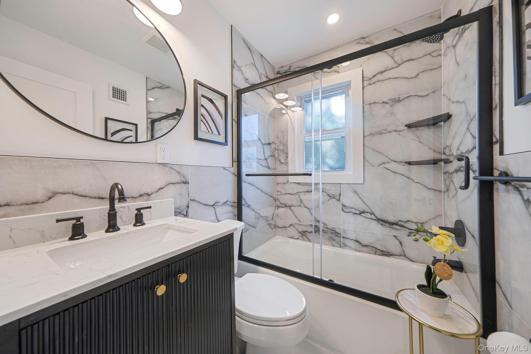 #13 photo, 2 Polo Street, सफ़ोक काउंटी Dix Hills , NY 11746