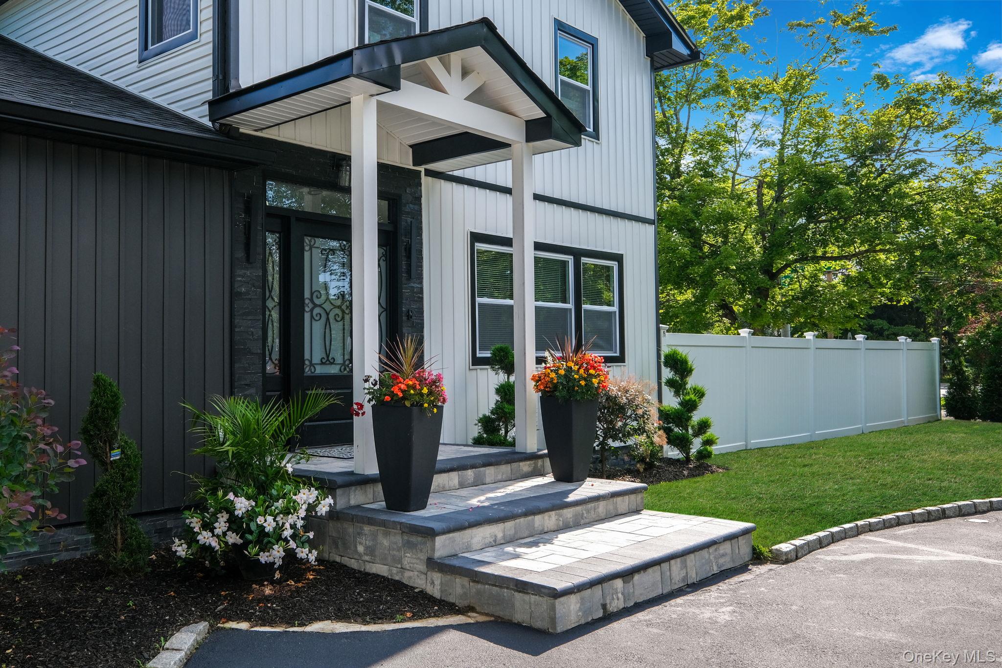 #3 photo, 2 Polo Street, सफ़ोक काउंटी Dix Hills , NY 11746