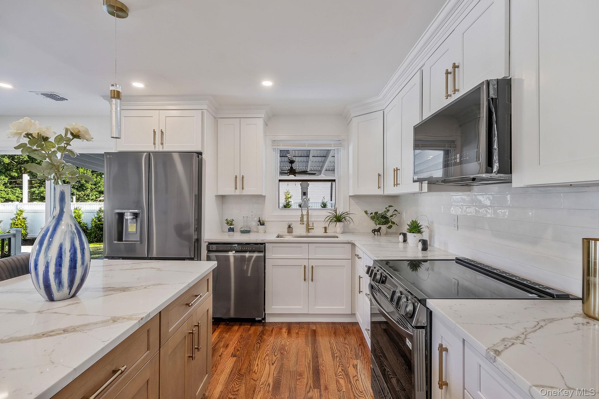 #7 photo, 2 Polo Street, सफ़ोक काउंटी Dix Hills , NY 11746