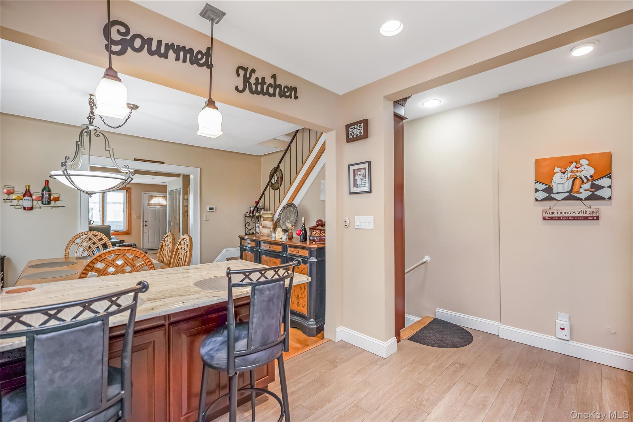 #14 photo, 921 N 5th Street, নাসাউ কাউন্টি New Hyde Park , NY 11040