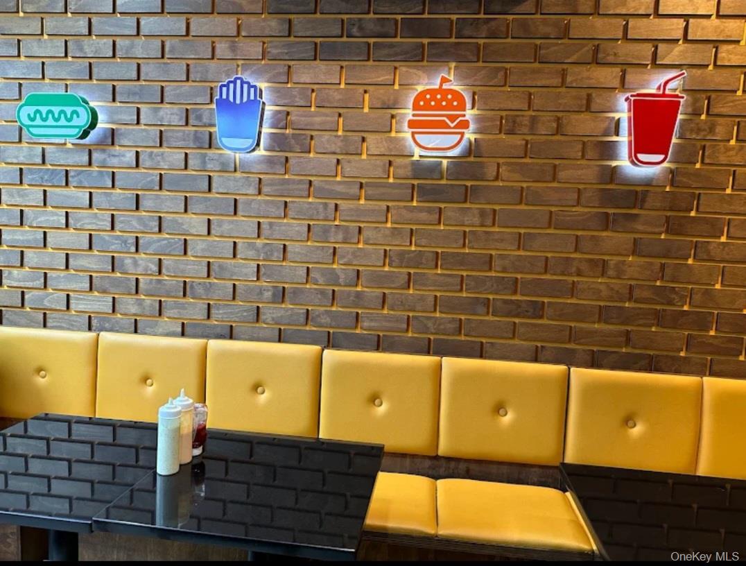 #4 photo, Astoria, কুইন্‌স Astoria , NY 11103