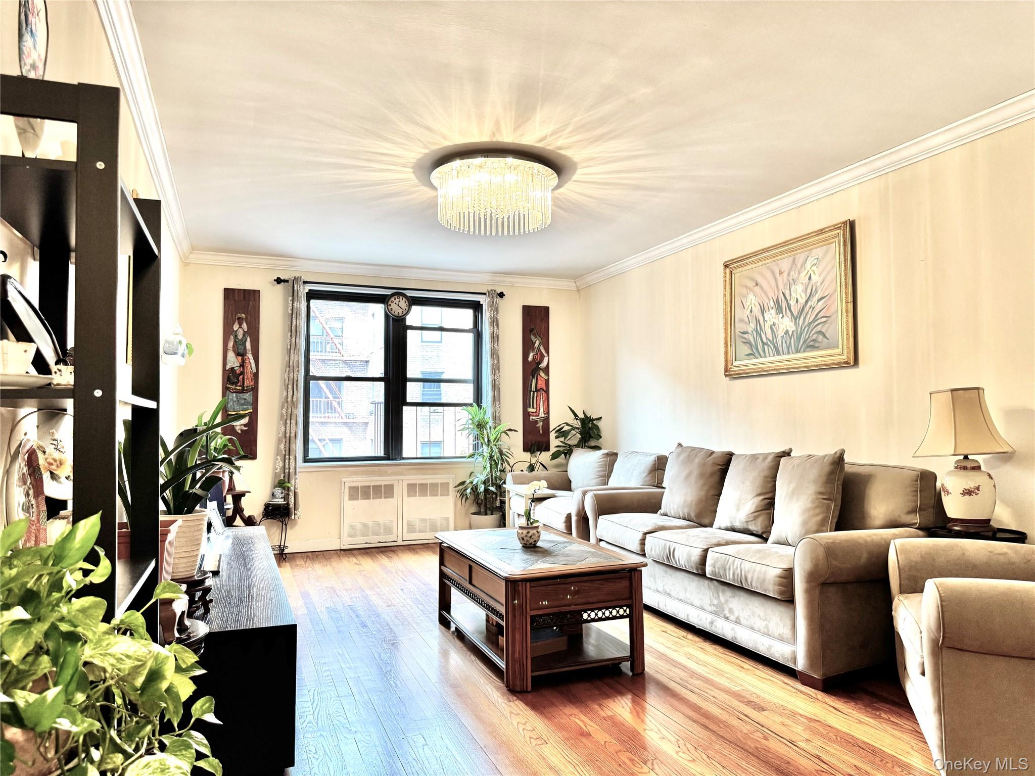 #4 photo, 150-25 72ND Road, কুইন্‌স Kew Garden Hills , NY 11367