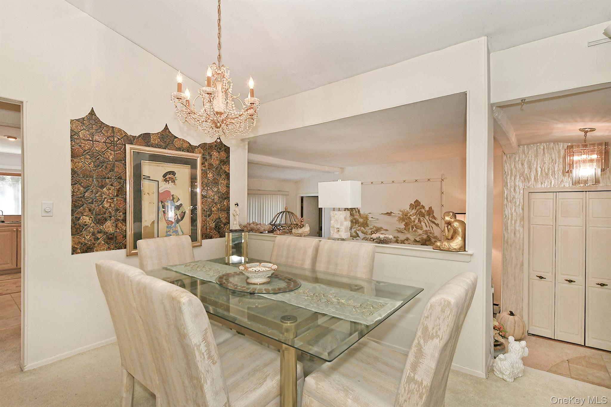 #12 photo, 22 Pioneer Boulevard, সাফোক কাউন্টি South Huntington , NY 11746