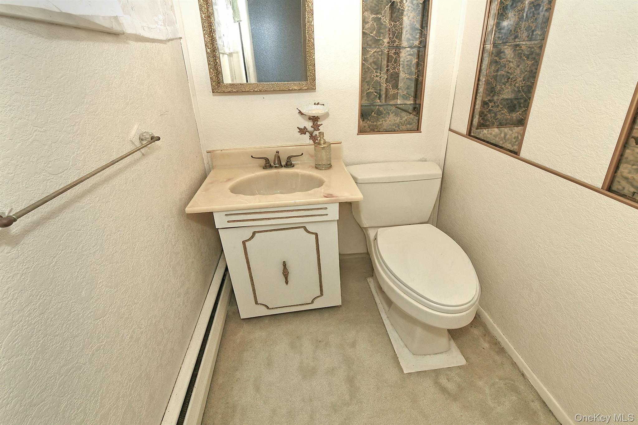 #20 photo, 22 Pioneer Boulevard, সাফোক কাউন্টি South Huntington , NY 11746